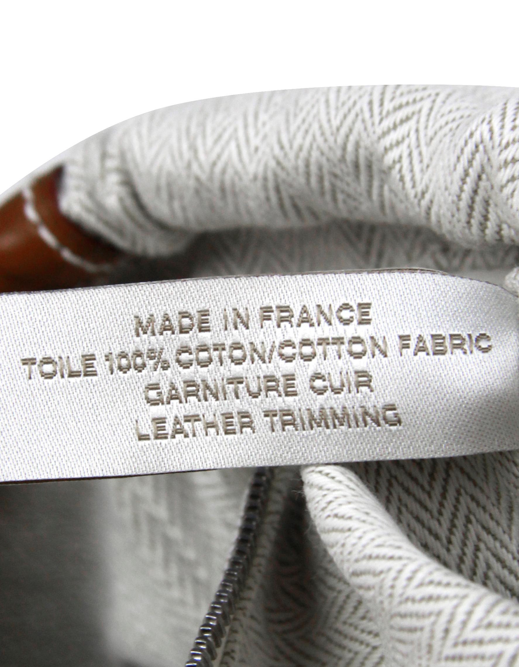 Hermès - Sac Barenia Fourbi 25 MM en toile fauve naturelle, inséré dans le sac en vente 4
