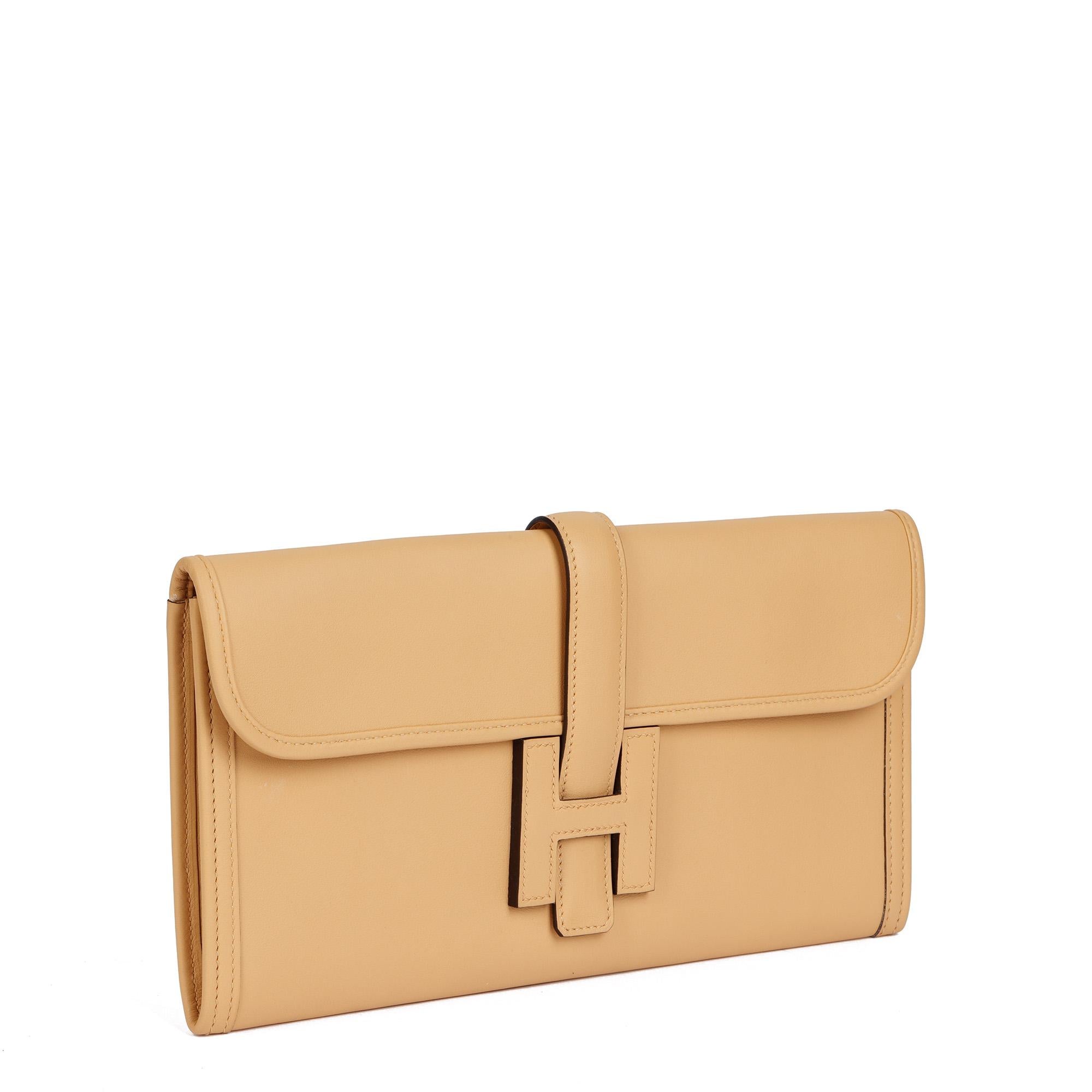 HERMÈS
Natural Sable Swift Leather Jige Elan 29

Xupes Reference: HB4716
Serial Number: X
Age (Circa): 2016
Accompanied By: Hermès Dust Bag
Authenticity Details: Date Stamp (Made in France)
Gender: Ladies
Type: Clutch

Colour: Natural