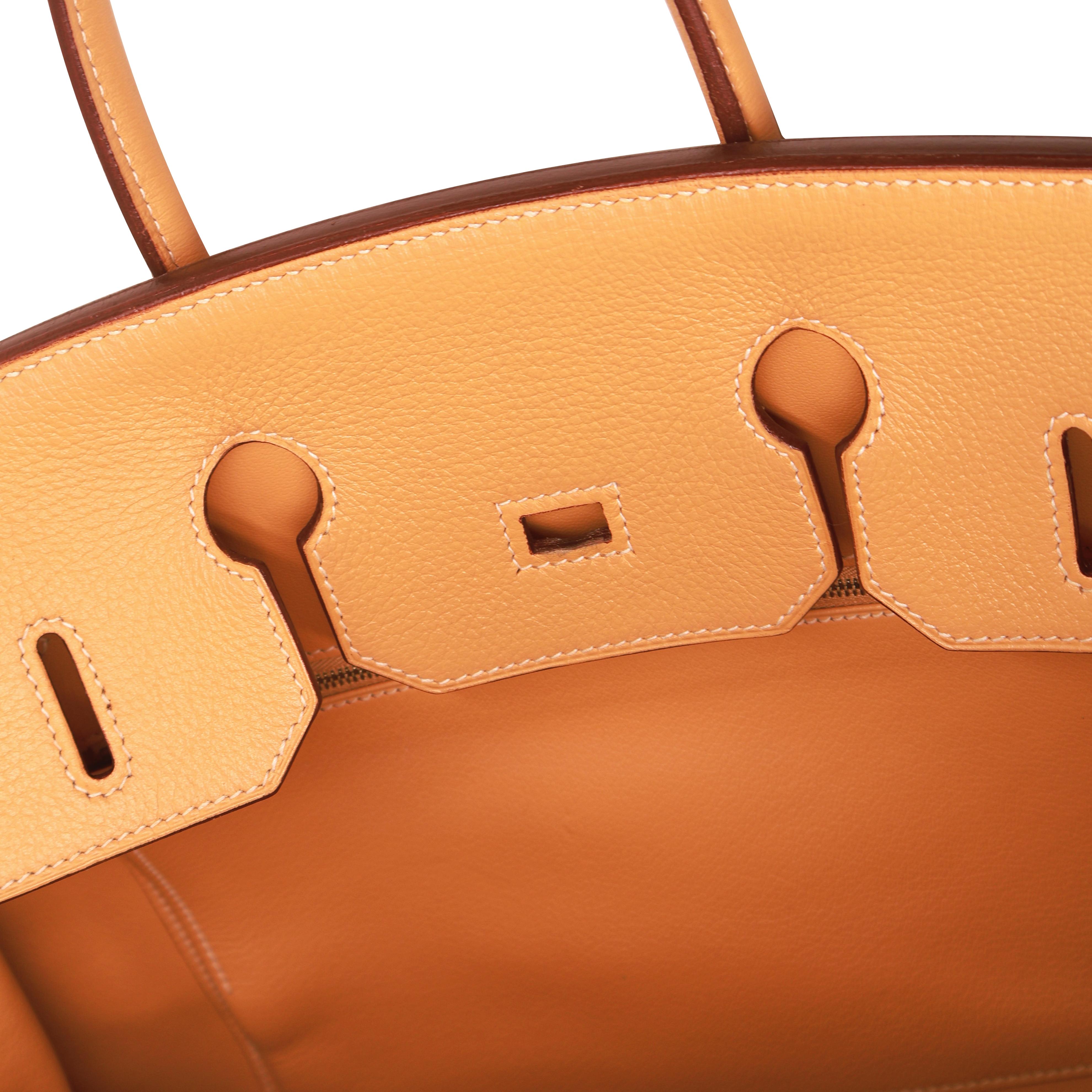 Sac Birkin de 35 cm en cuir Naturel Clèmence, avec des accessoires en or, 1999. en vente 2