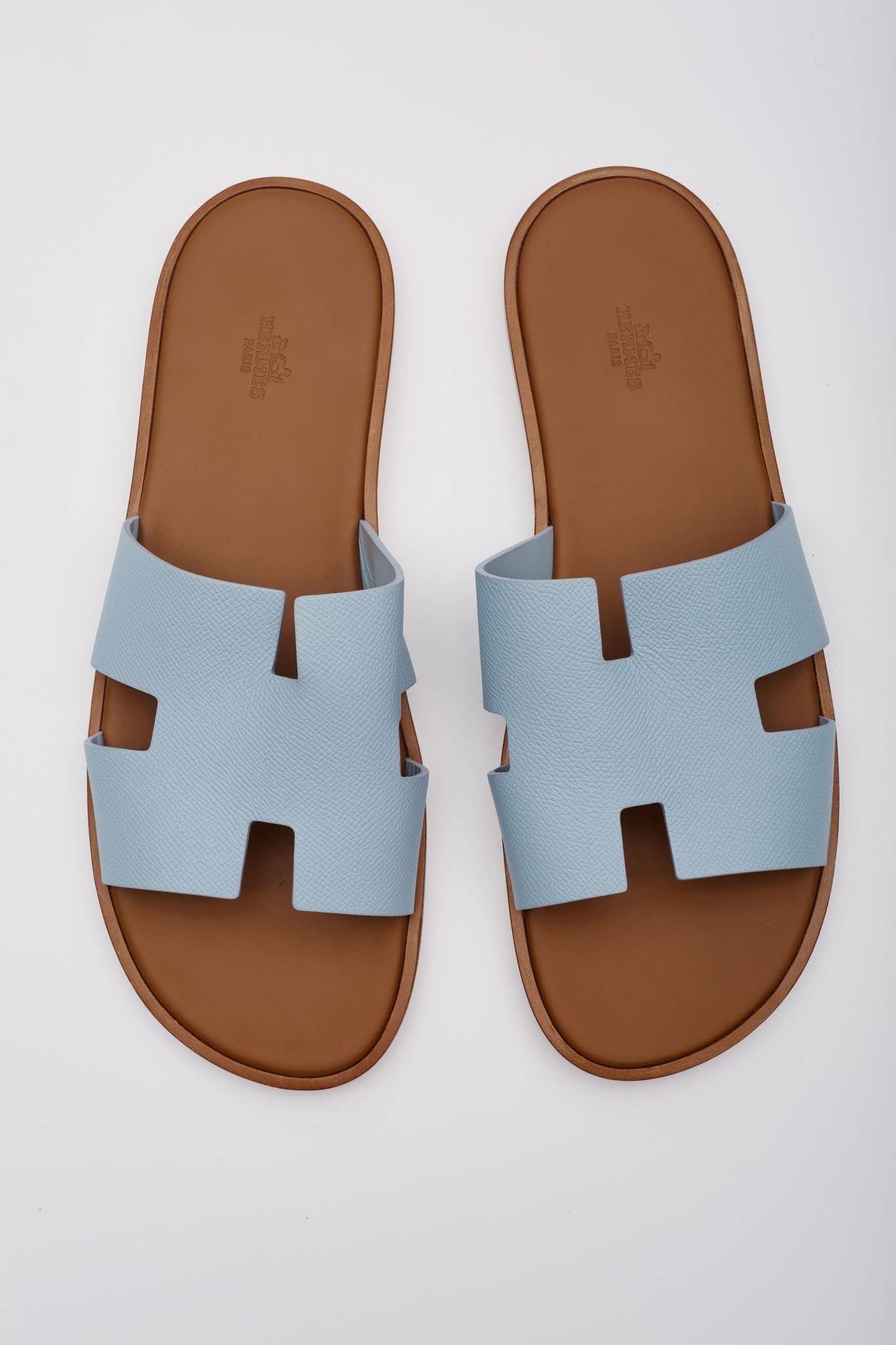 Gray Hermès Naturel Epsom Leather Izmir Sandal (EU 47) For Sale