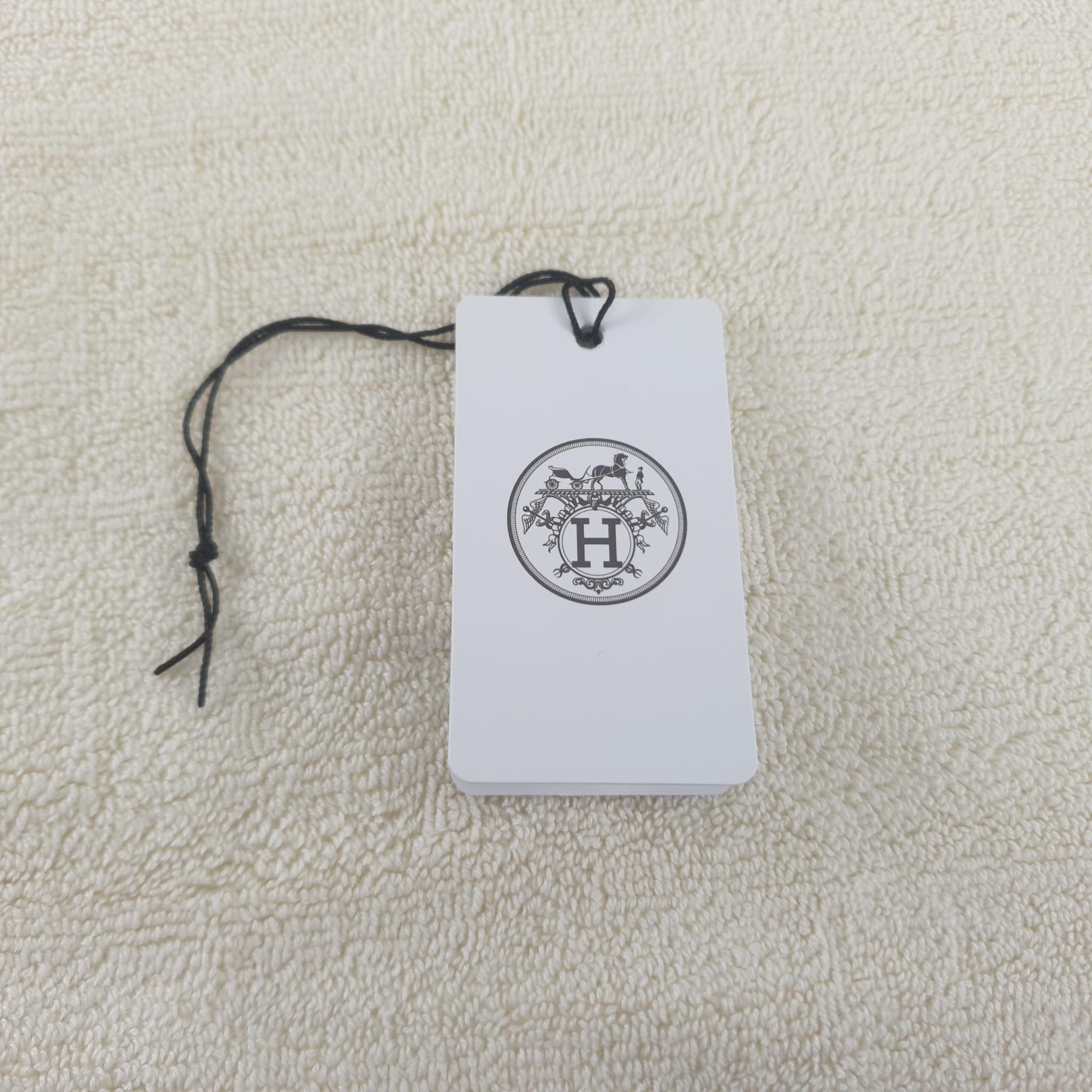 Hermes Naturel sheared terry cloth 2 Stairs washcloth In New Condition For Sale In Nicosia, CY