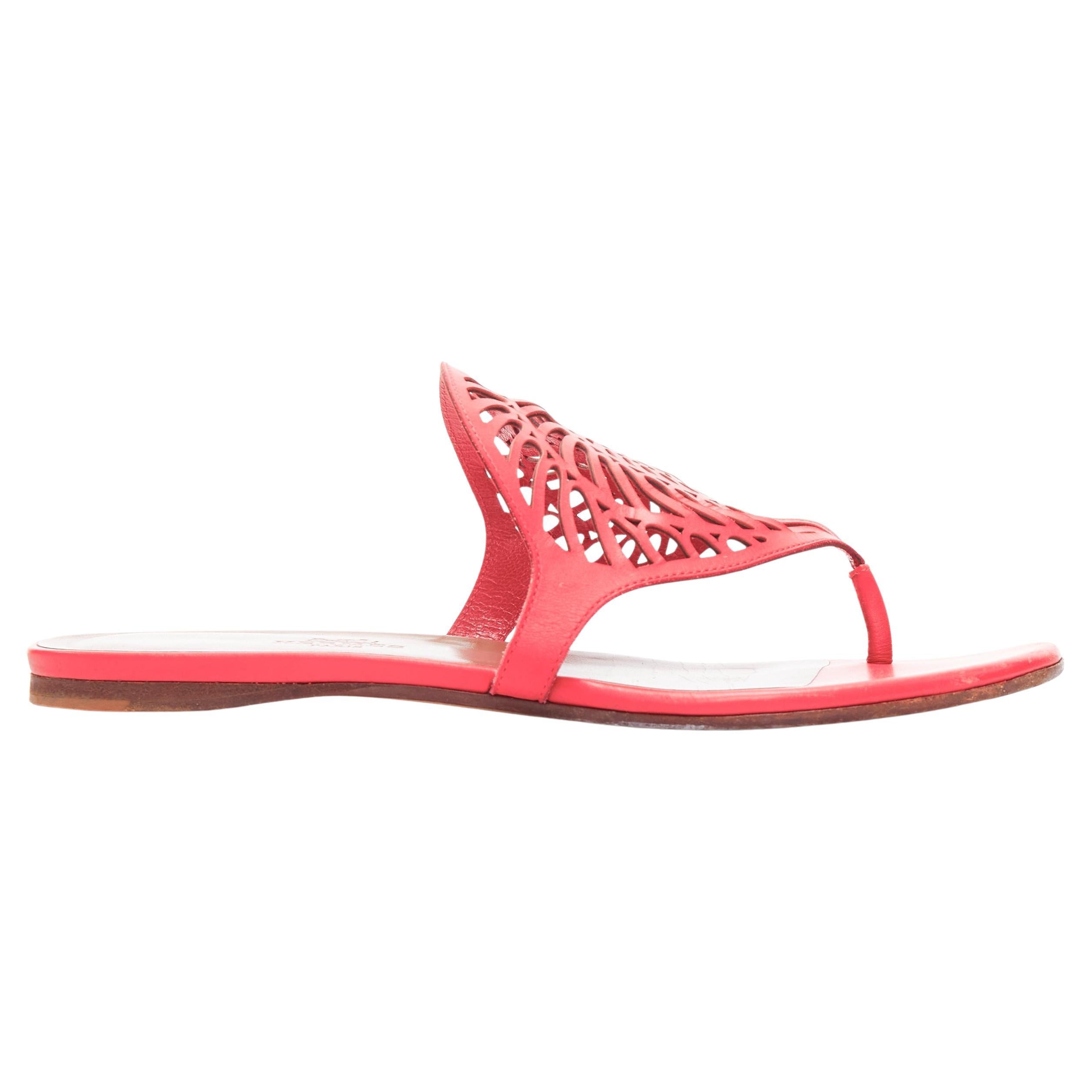 HERMES Nautilus coral red spiral cut out leather flat thong slippers EU35.5