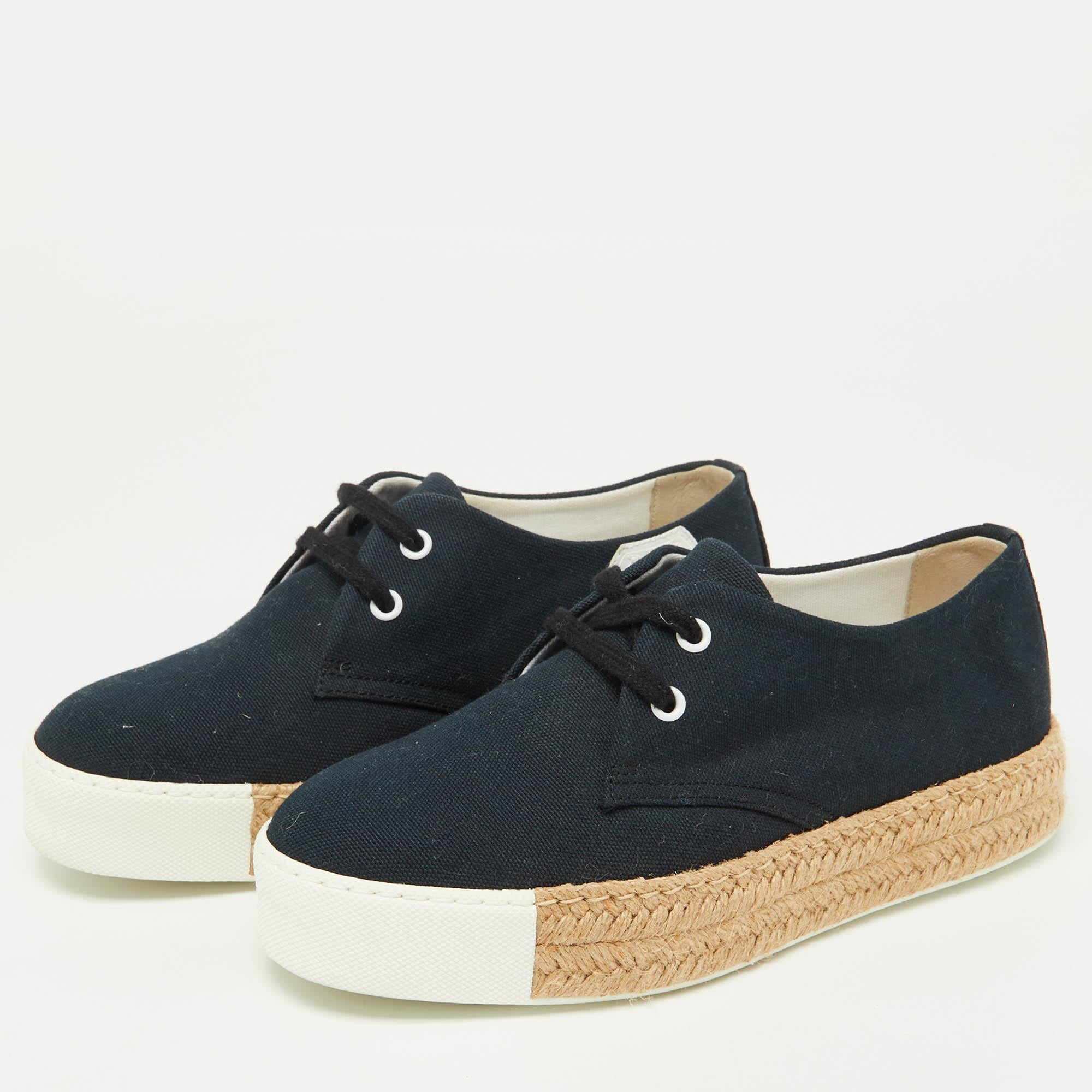 Coming in a classic silhouette these designer sneakers are a seamless combination of luxury comfort and style. These sneakers are finished with signature details and comfortable insoles.