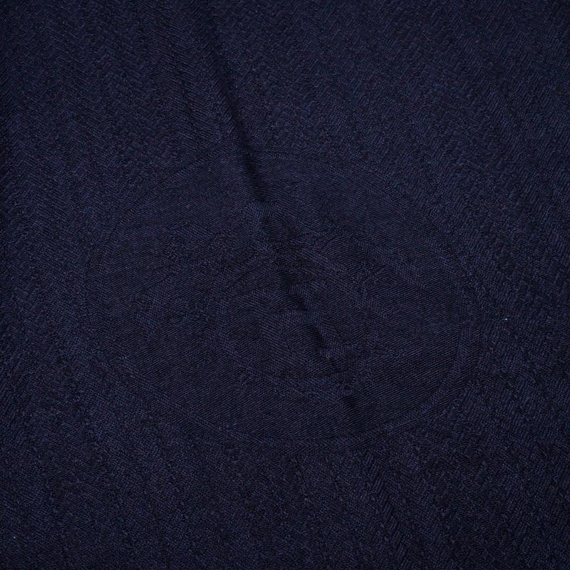 Hermes Navy Blue Cashmere Silk Infinity Shawl In Good Condition In Dubai, Al Qouz 2