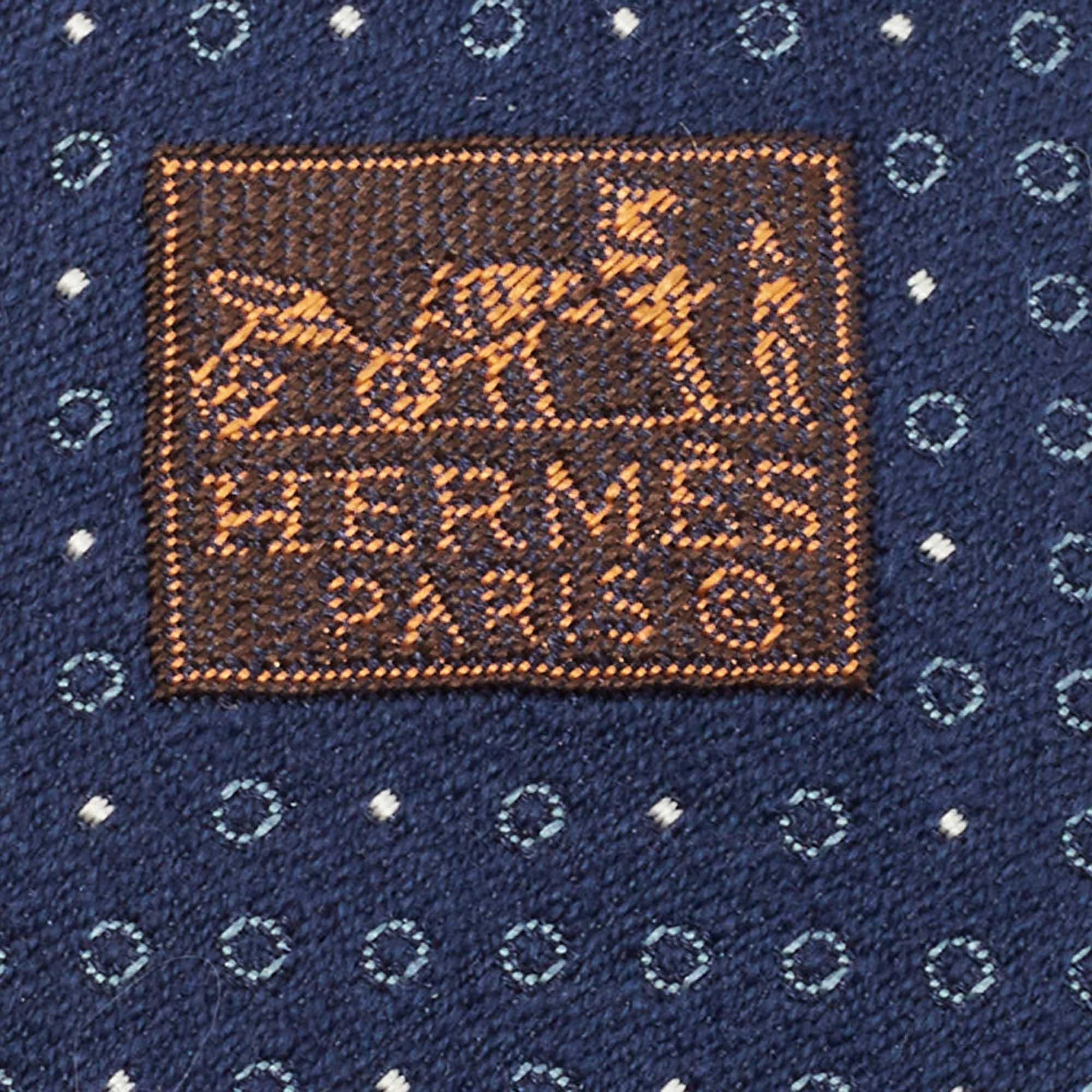 Hermes Navy Blue Cercles Et Pois Silk & Wool Jacquard Slim Tie In Excellent Condition In Dubai, Al Qouz 2