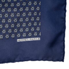 HERMES navy blue & grey silk KNOT 45 Twill GAVROCHE Pocket Scarf