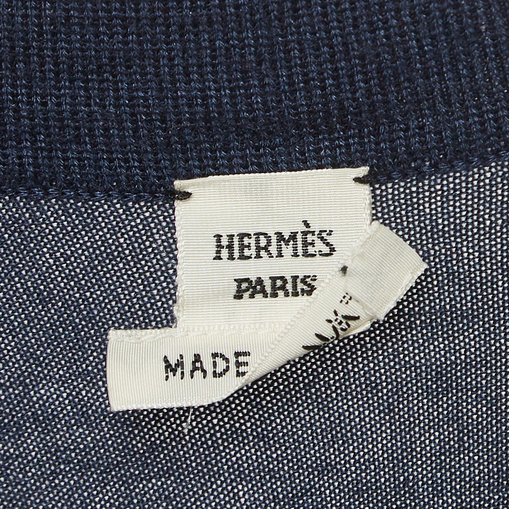 Hermès Cardigan boutonné sans manches en maille de soie et cachemire imprimé bleu marine M Bon état - En vente à Dubai, Al Qouz 2