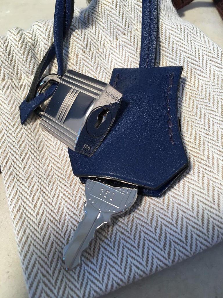 Birkin 25 leather handbag Hermès Navy in Leather - 26333789