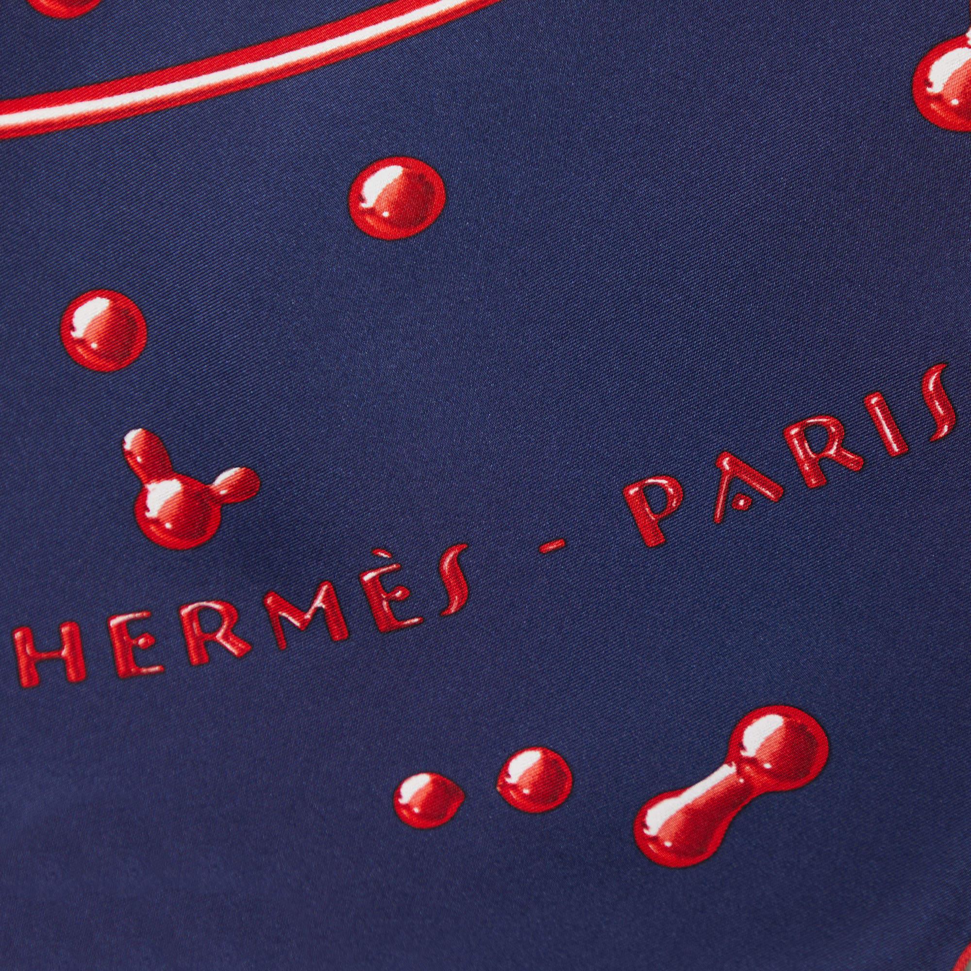 Hermes Navy Blue Vif Argent Printed Silk Square Scarf In Excellent Condition In Dubai, Al Qouz 2
