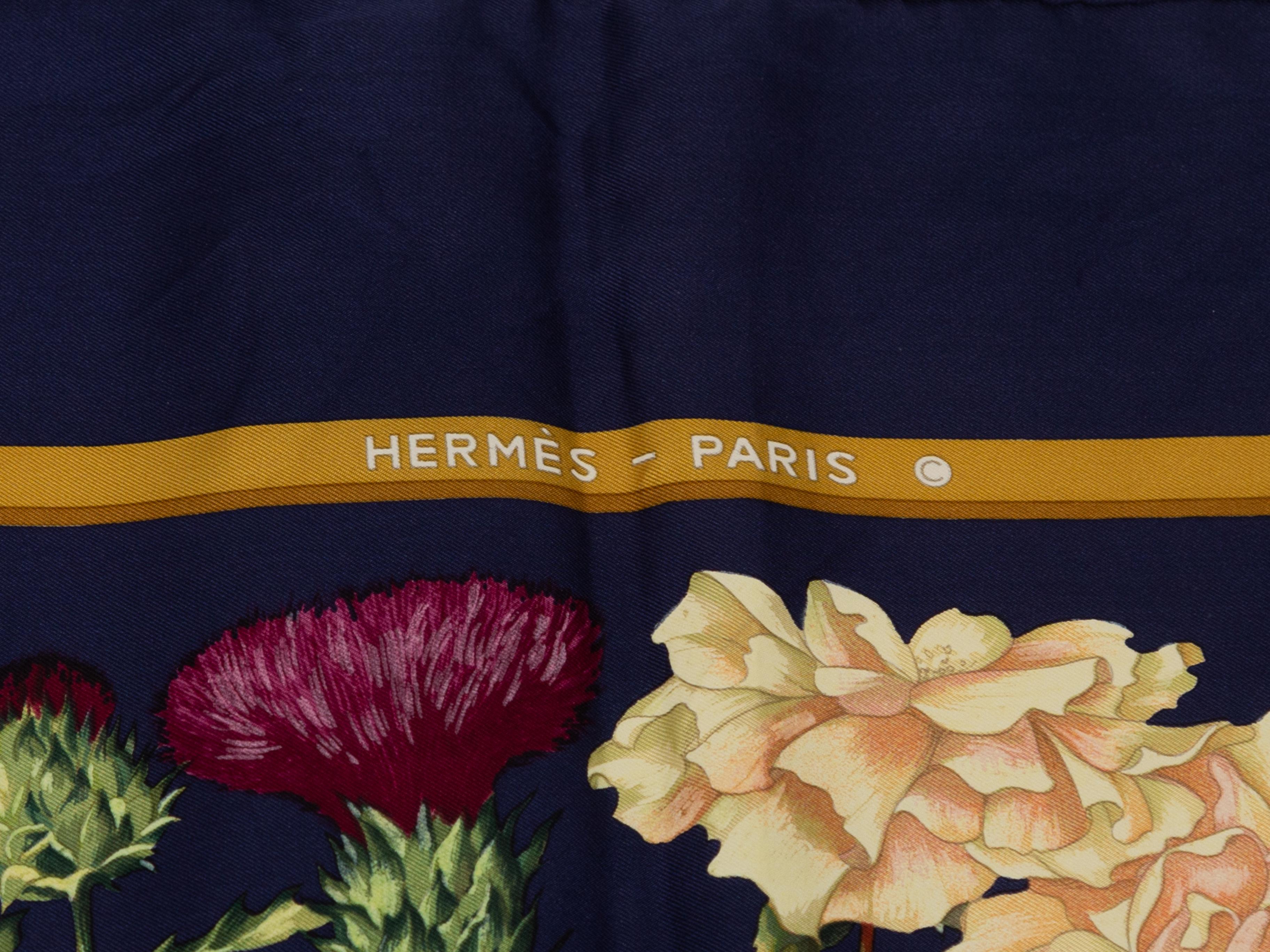 hermes regina scarf