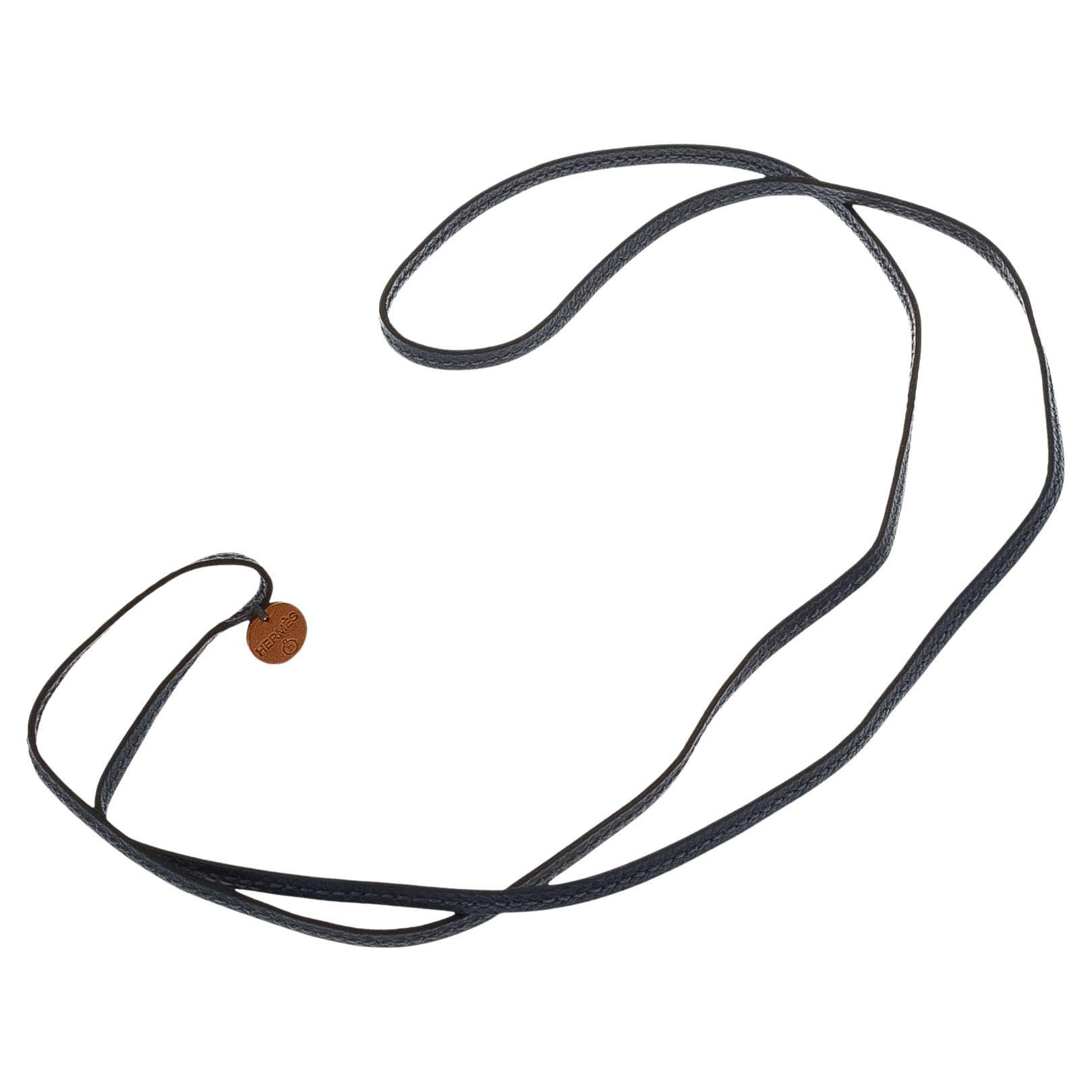 Halskette "Marine Petit H 9" von Hermes mit silberfarbener Hardware im Angebot