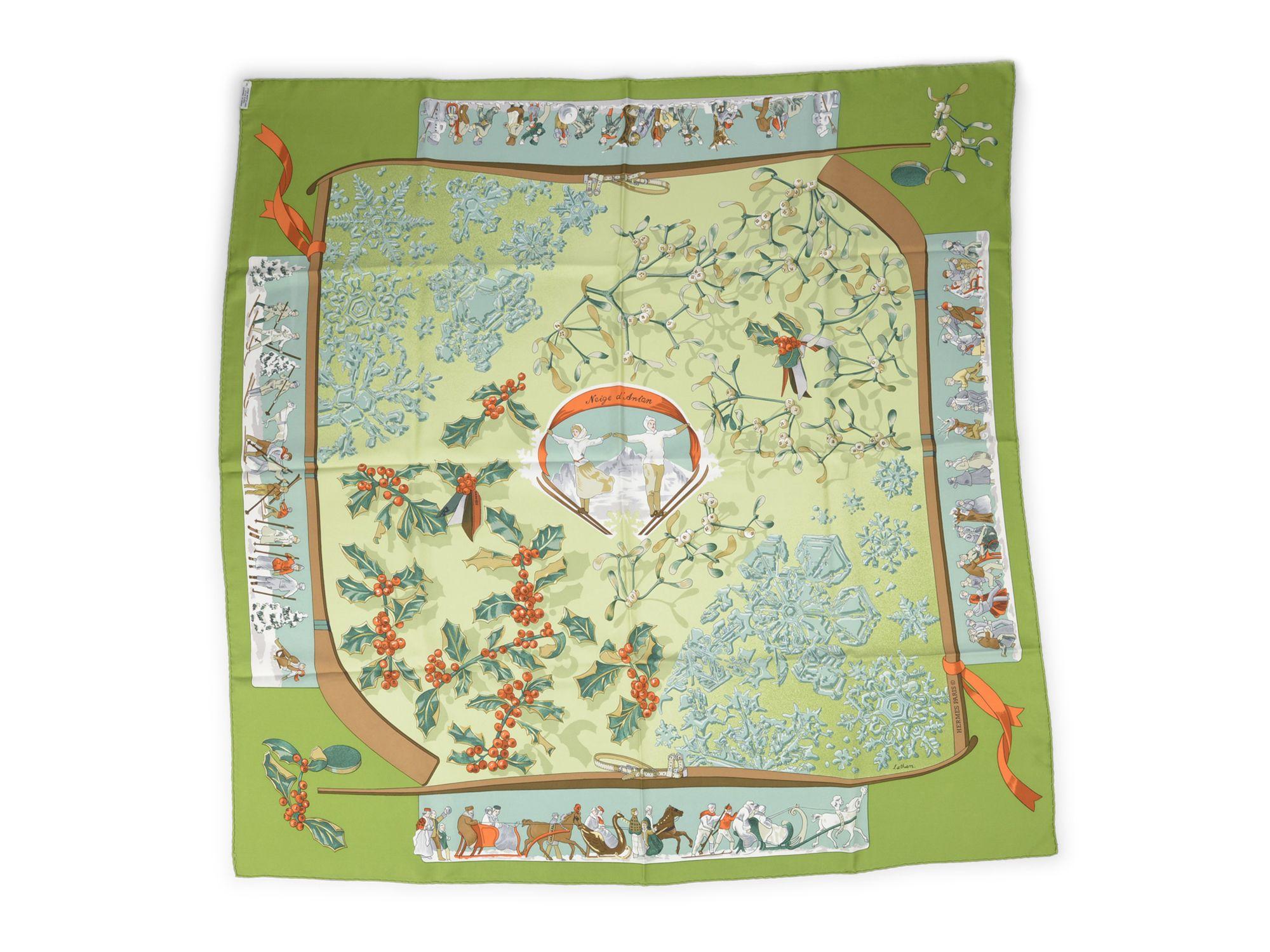 Sciarpa Hermes "Neige d'Antan" Verde in vendita