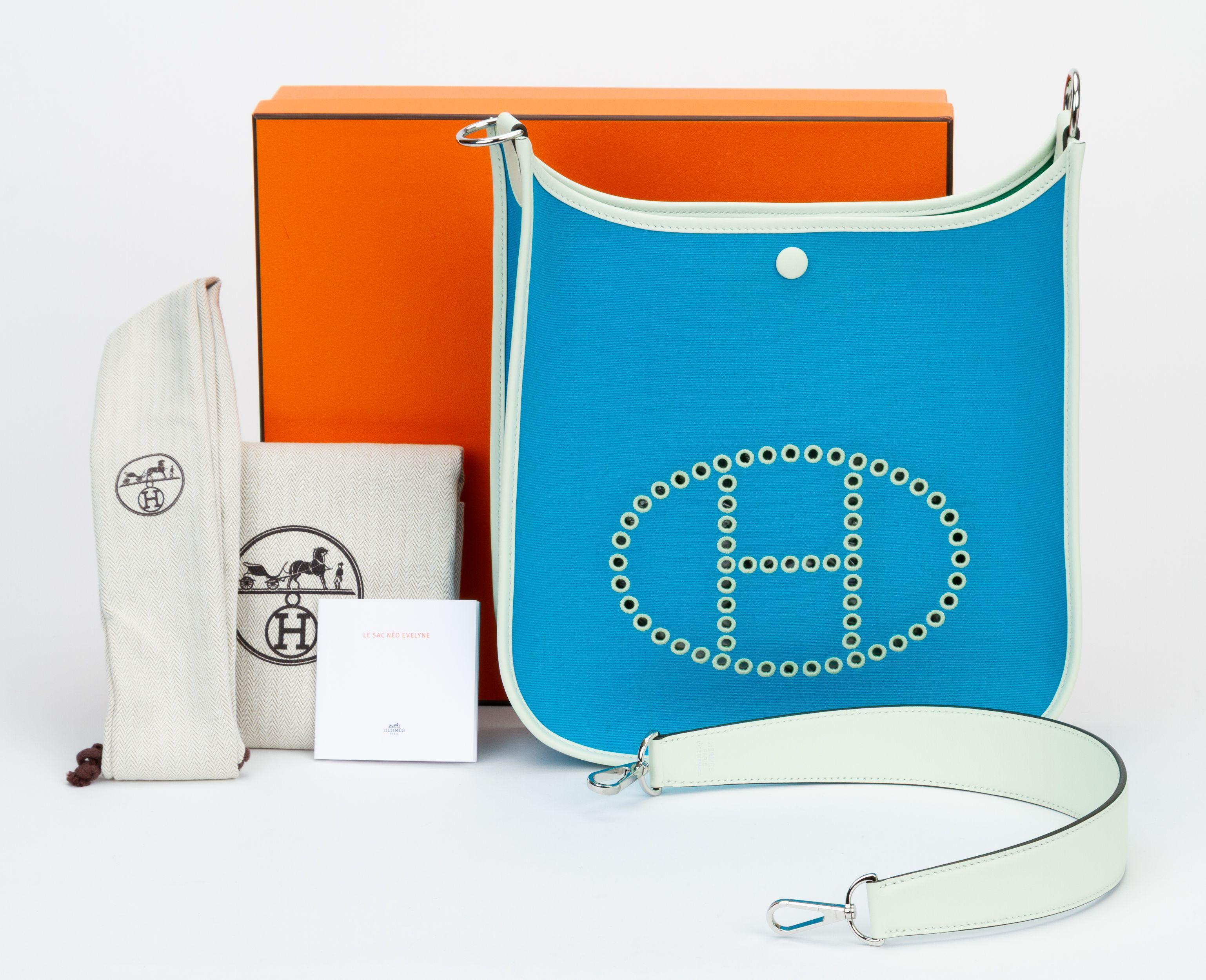 Hermès Neo Evelyne PM Bleu Azteque in vendita 3