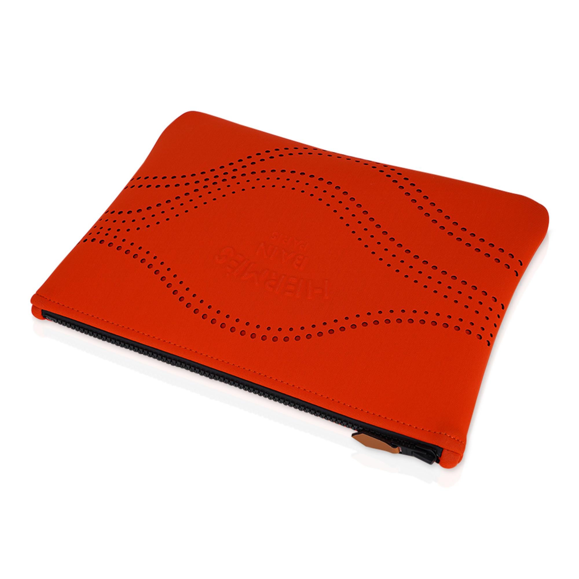 Red Hermes Neobain Waves Case Potiron Small Model For Sale