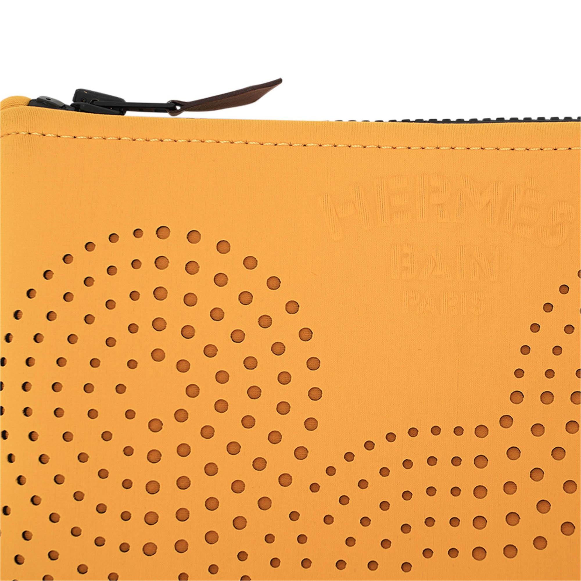 Hermes Neobain Zen au Soleil Buton D'Or Case Small Model Bain (Orange) im Angebot