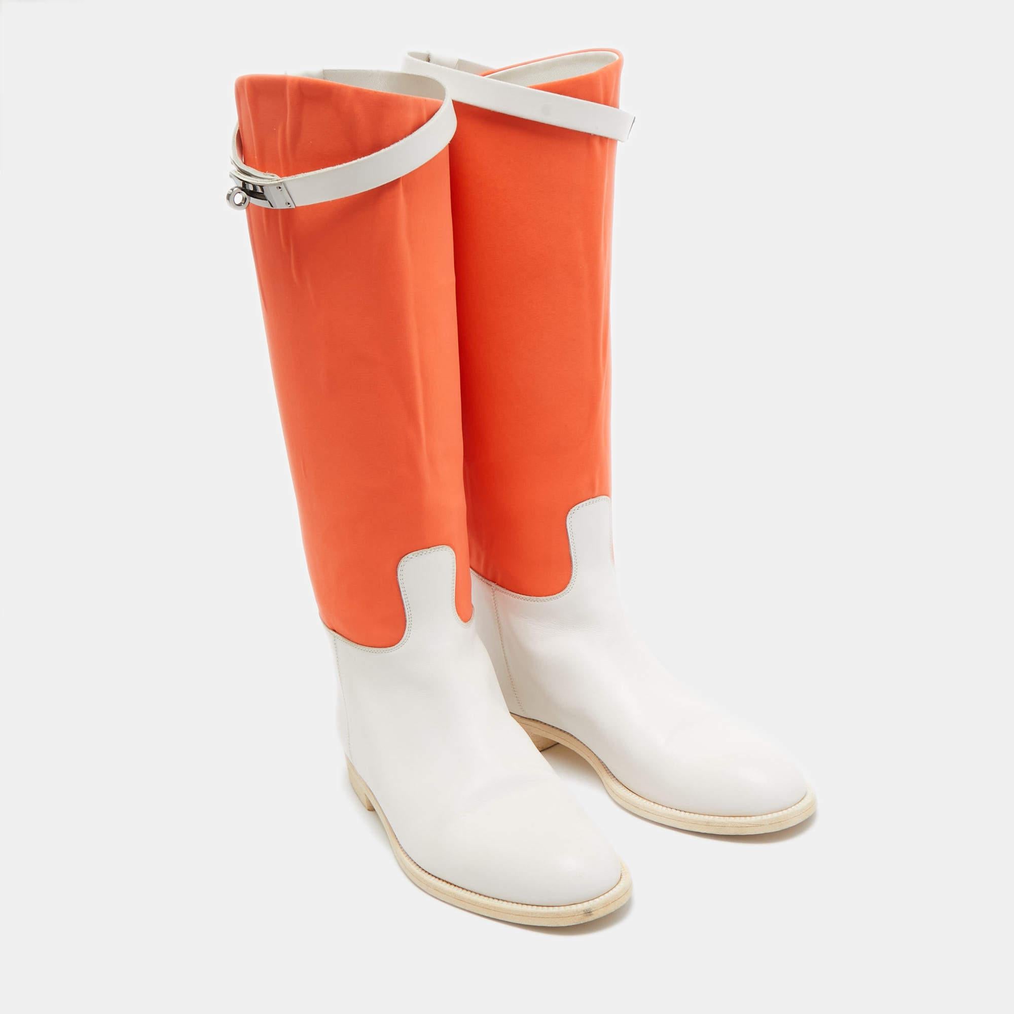 Hermes Neon Orange/White Neoprene and Leather Jumping Boots Size 39 In Good Condition For Sale In Dubai, Al Qouz 2