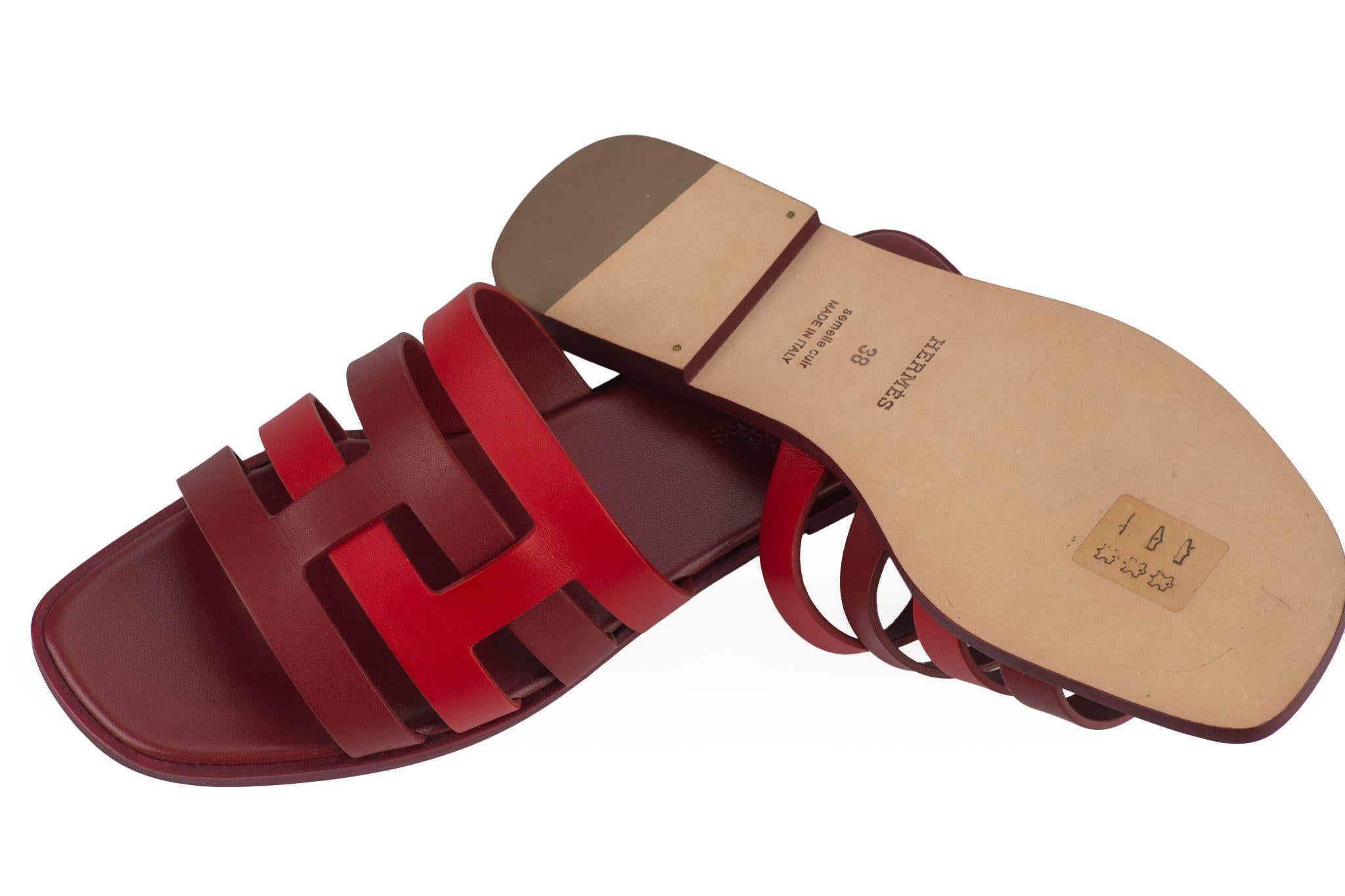 Hermès New Amore Sandal Rouge Grenat en vente 1