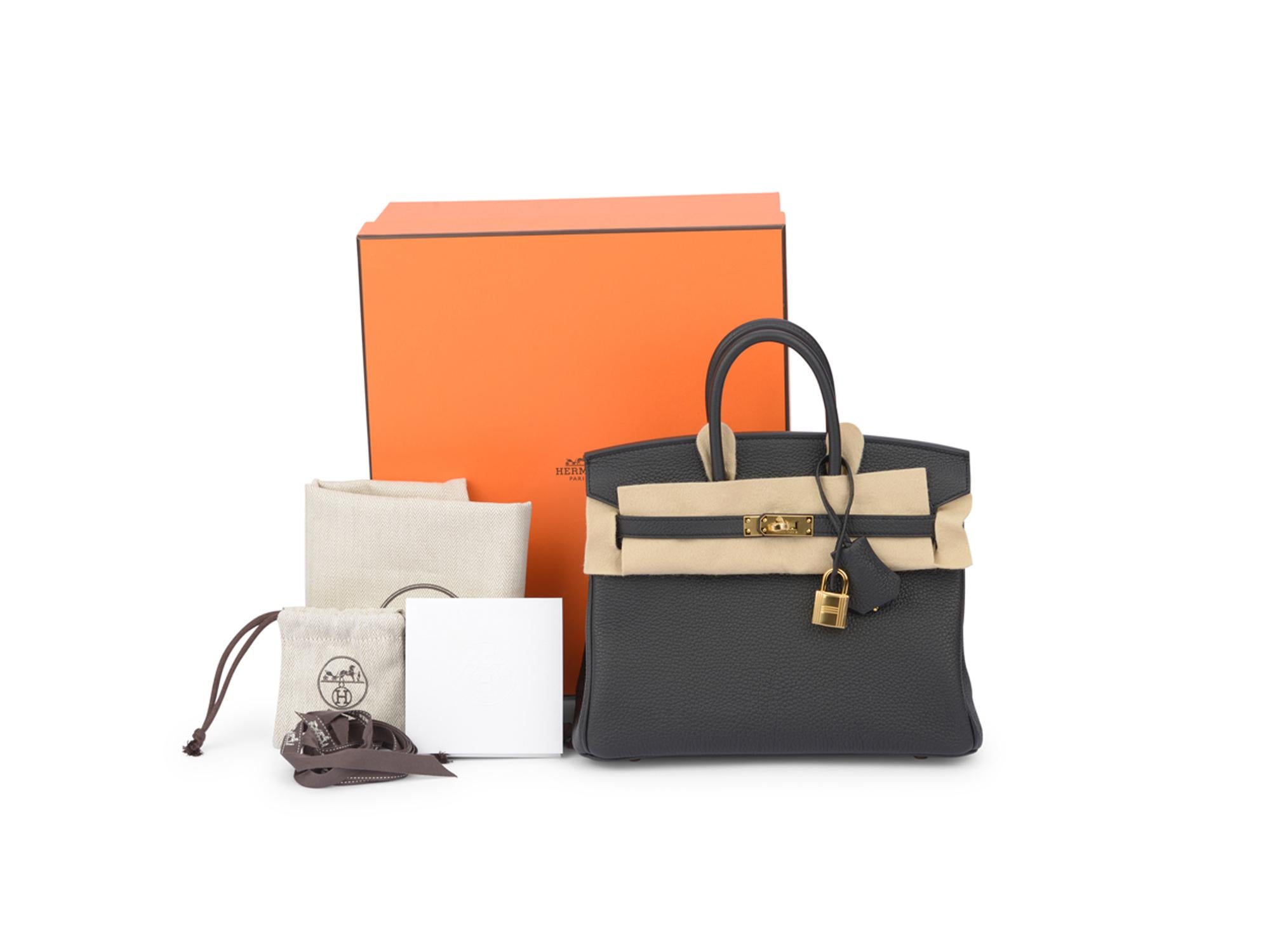 Hermès NEW Birkin 25 Togo Black Gold For Sale 10