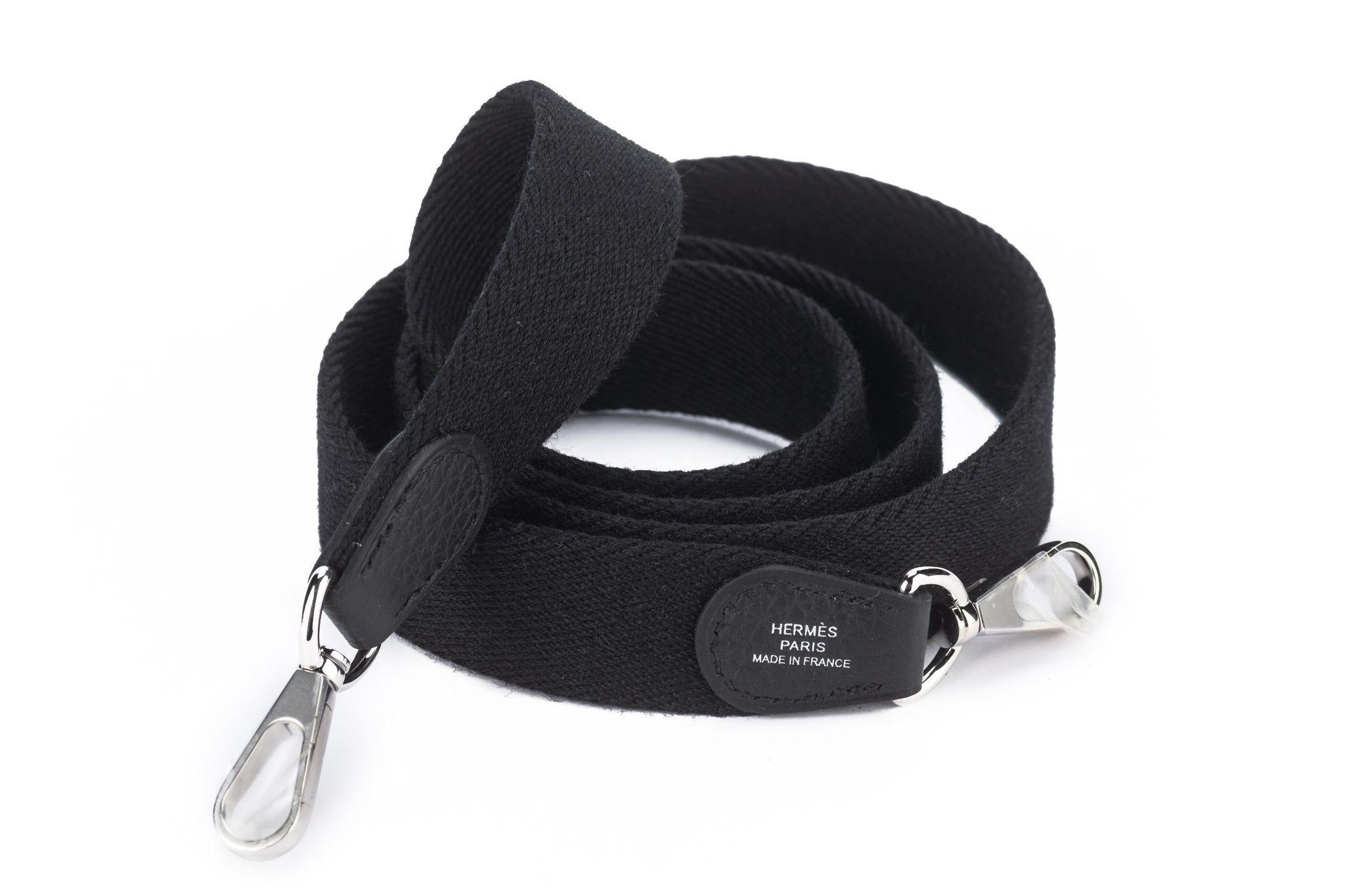 Hermès New Black Mini Evelyne Clemence For Sale 6