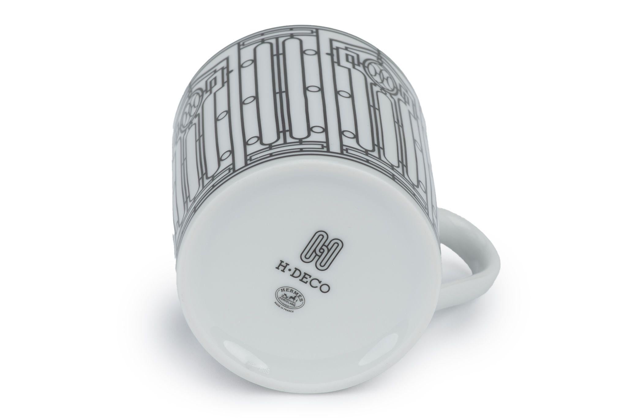 Hermès New Black Porcelain H Deco Mug In New Condition For Sale In West Hollywood, CA