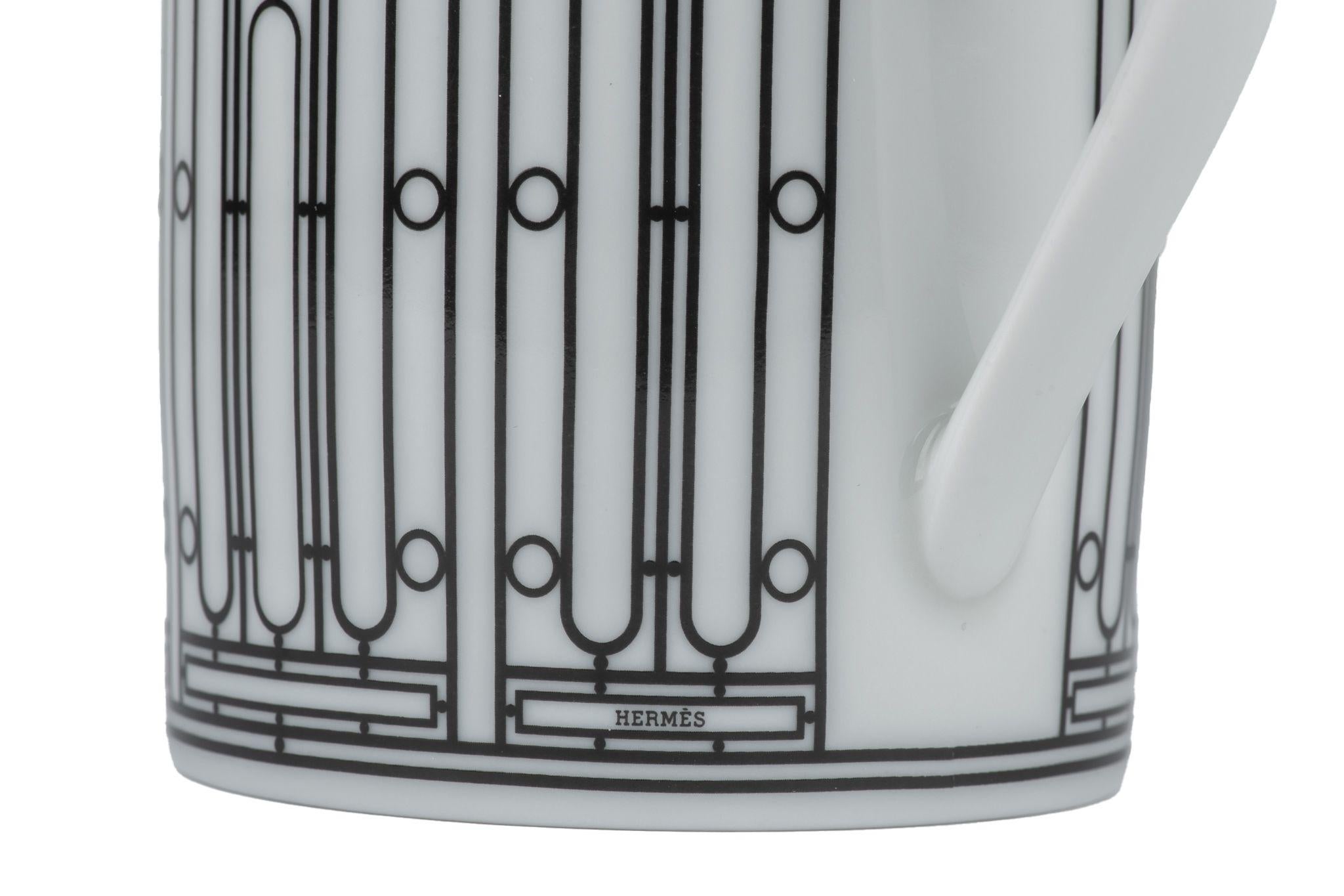 Women's or Men's Hermès New Black Porcelain H Deco Mug For Sale