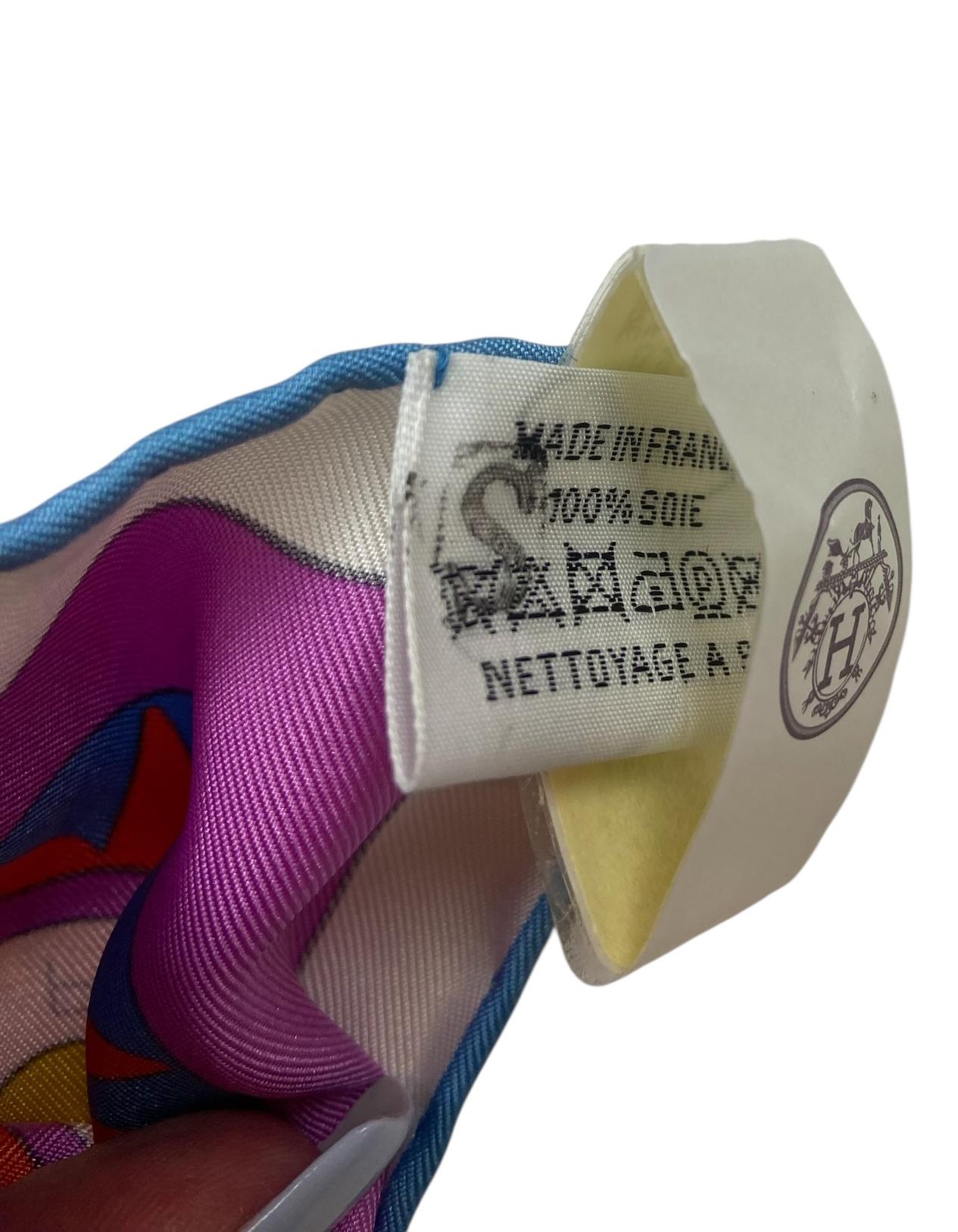 Hermes NEW Blanc/ Cyclamen Tea for Two 90cm Silk Scarf en venta 1