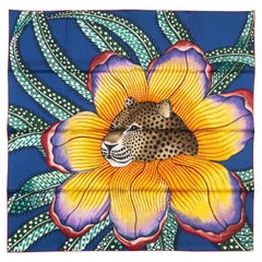 Pañuelo de seda azul "Baobab" Hermès New
