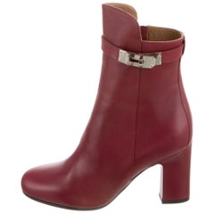 Hermes NEW Burgundy Red Leather Kelly Block Ankle Booties Boots in Box