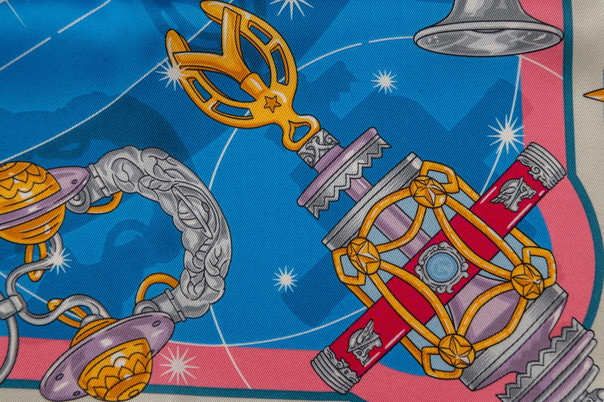 Hermès New Chorus Stellarum Silk Scarf In New Condition For Sale In West Hollywood, CA