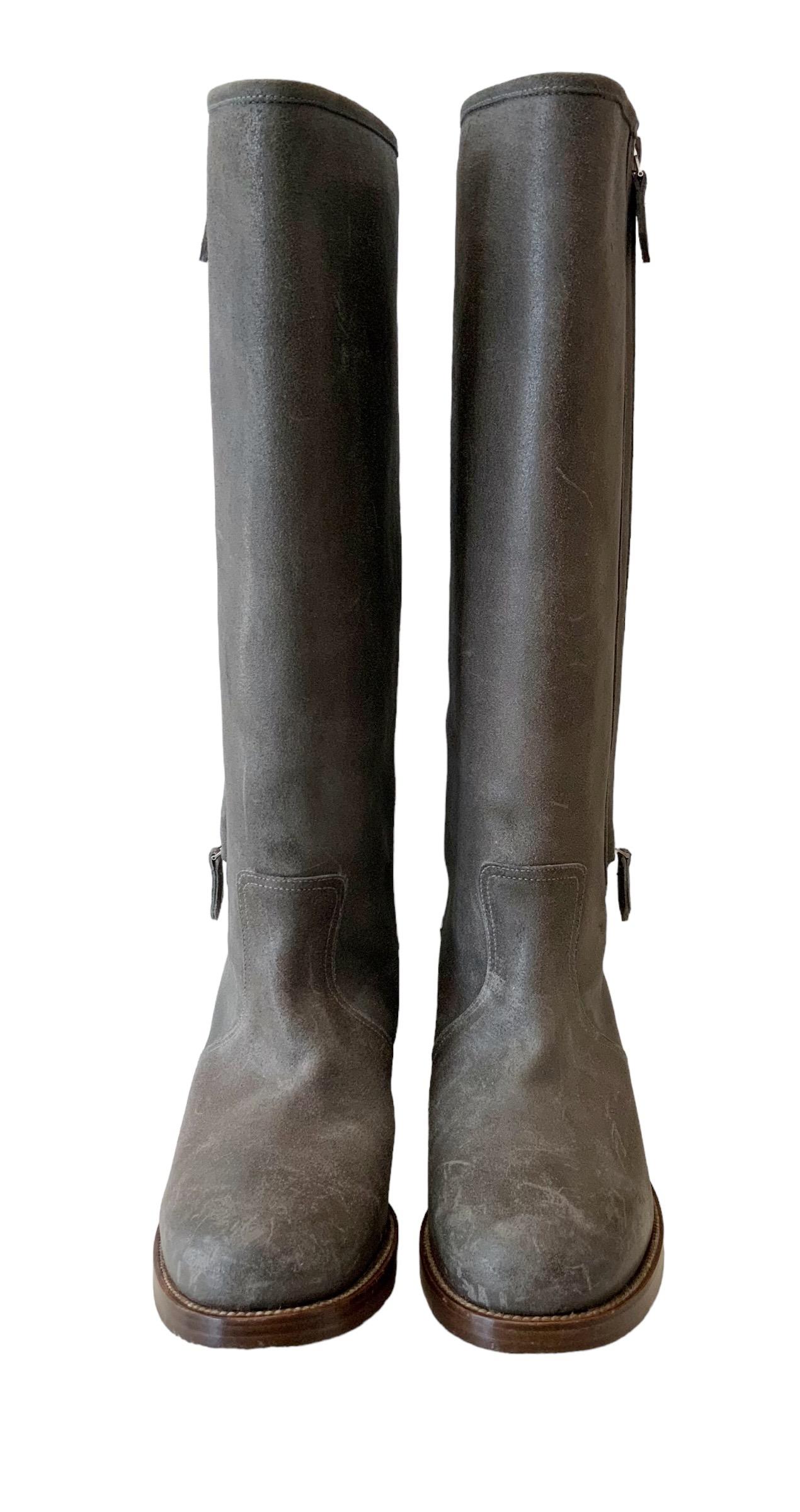 Hermès New Distressed Leather Land Boots In Excellent Condition For Sale In Geneva, CH