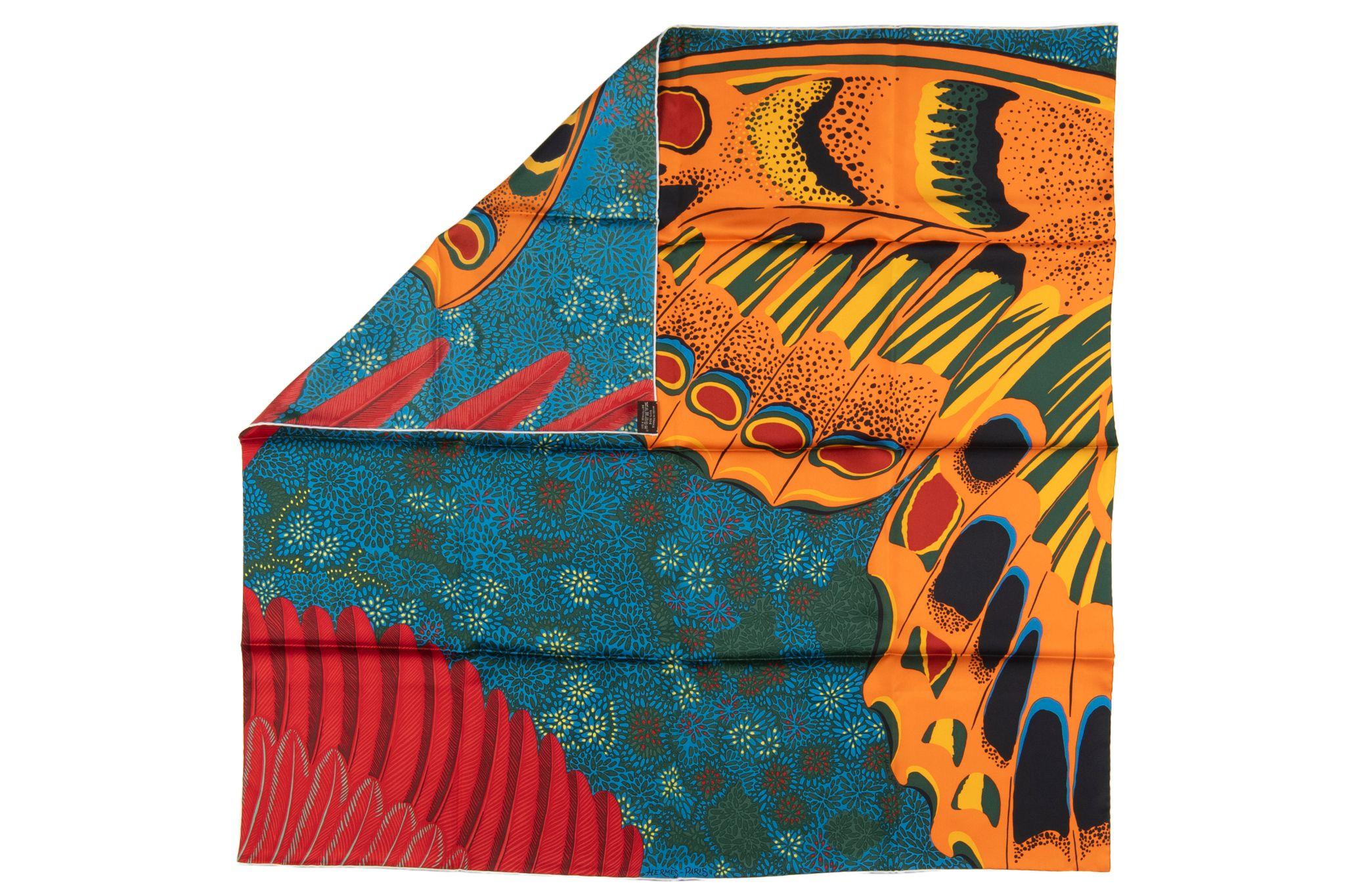 Hermès New Esprit de La Foret Silk Scarf en Nuevo estado para la venta en West Hollywood, CA