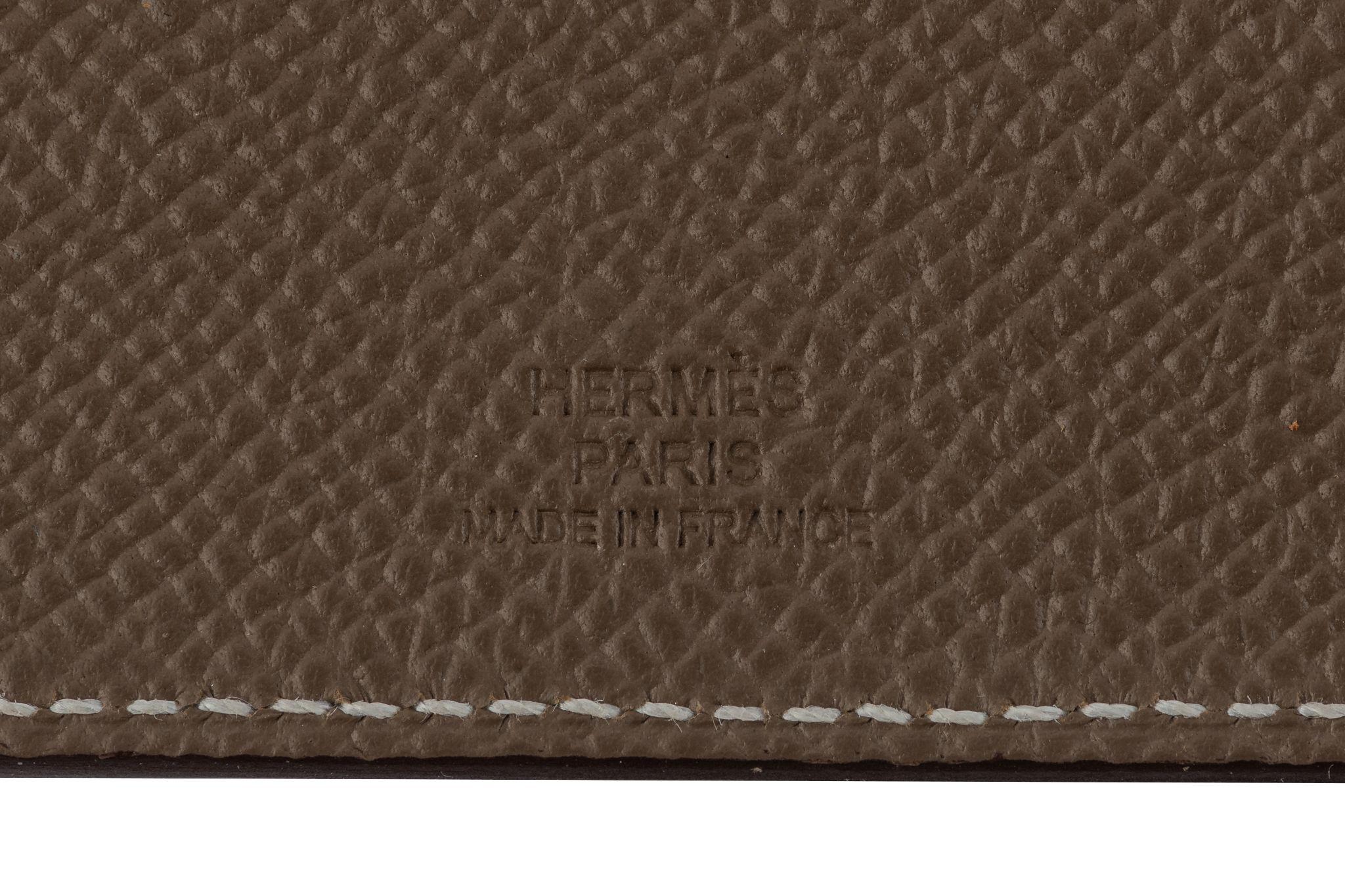 Portapassaporto Hermès New Etoupe Epsom in vendita 1