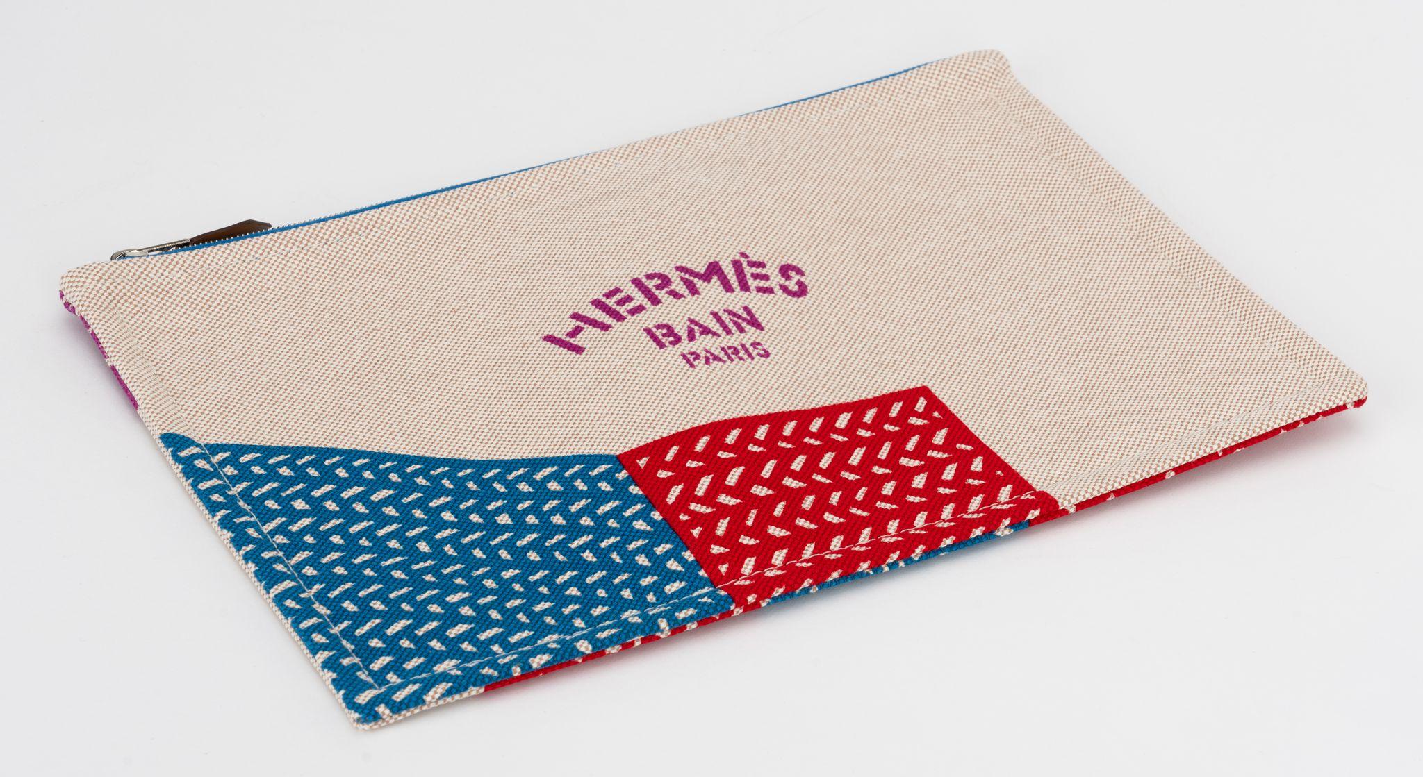 Hermès New Fish Toile Pochette Unisex In condizioni Nuovo in vendita a West Hollywood, CA
