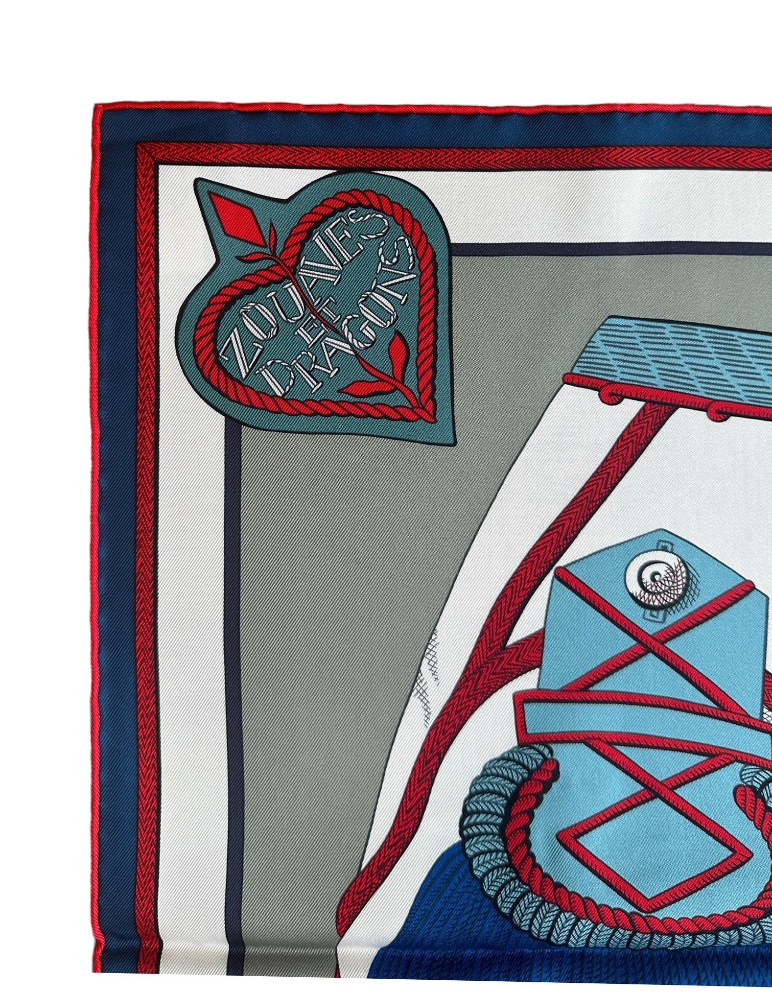 Hermes NUOVO Gris/Bleu Cobalt Zouaves Et Dragons 90cm Sciarpa di Seta In condizioni Nuovo in vendita a New York, NY