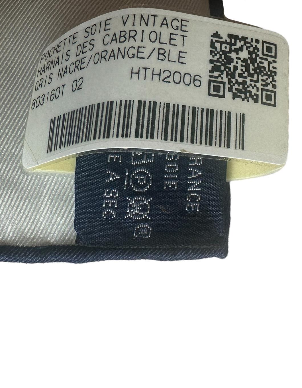 Gray Hermes NEW Gris Nacre/ Orange/ Blue Harnais de Cabriolet Pocket Square Scarf