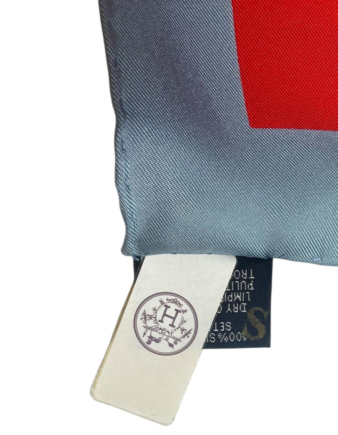 Pañuelo de seda Hermes NEW Gris/Rouge/Mauve lLanternes Ballons et Cocardes 90cm en venta 1