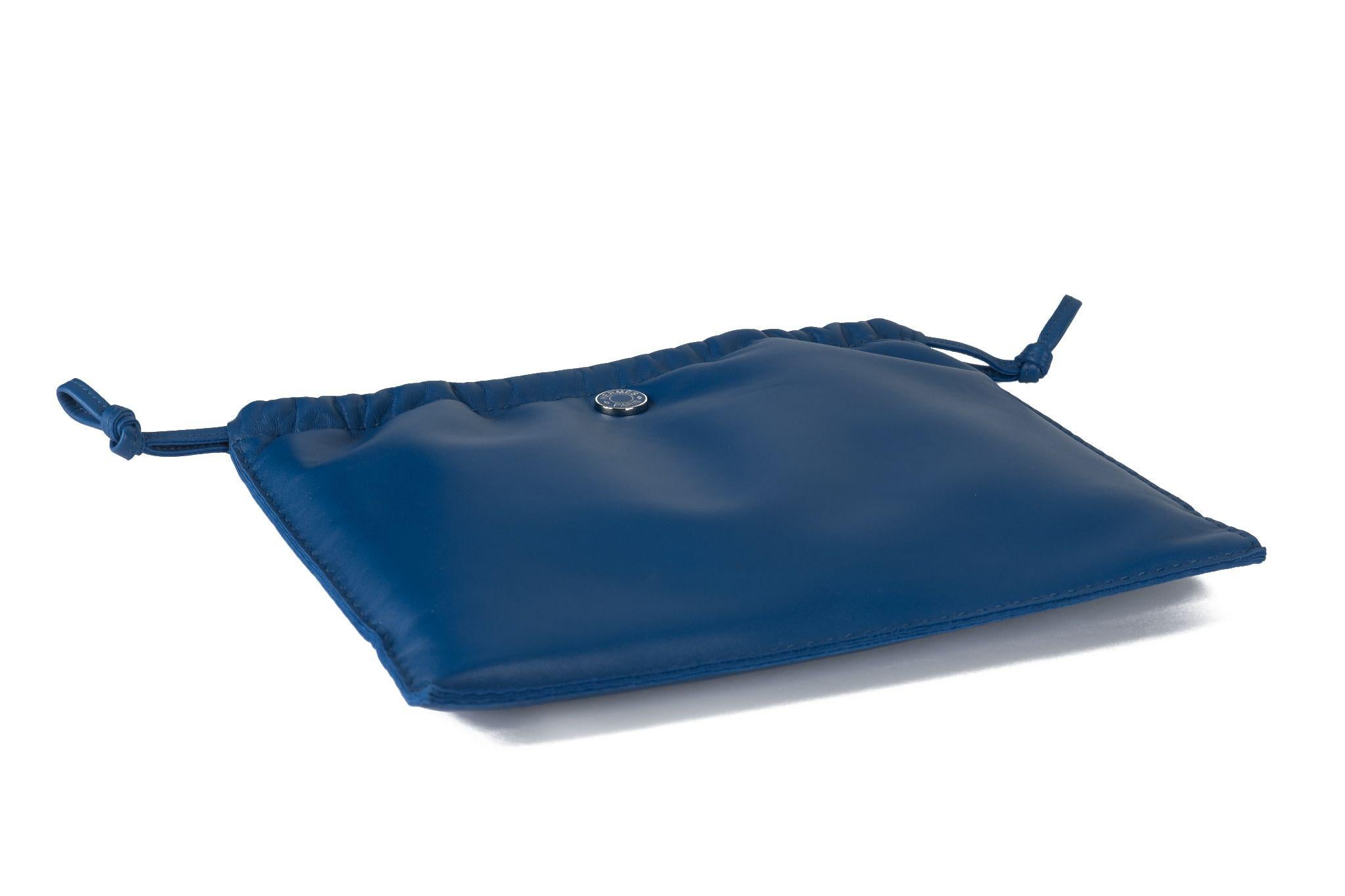 Donna Hermès Nuovo in Scatola Pilo Pouch in Blu in vendita