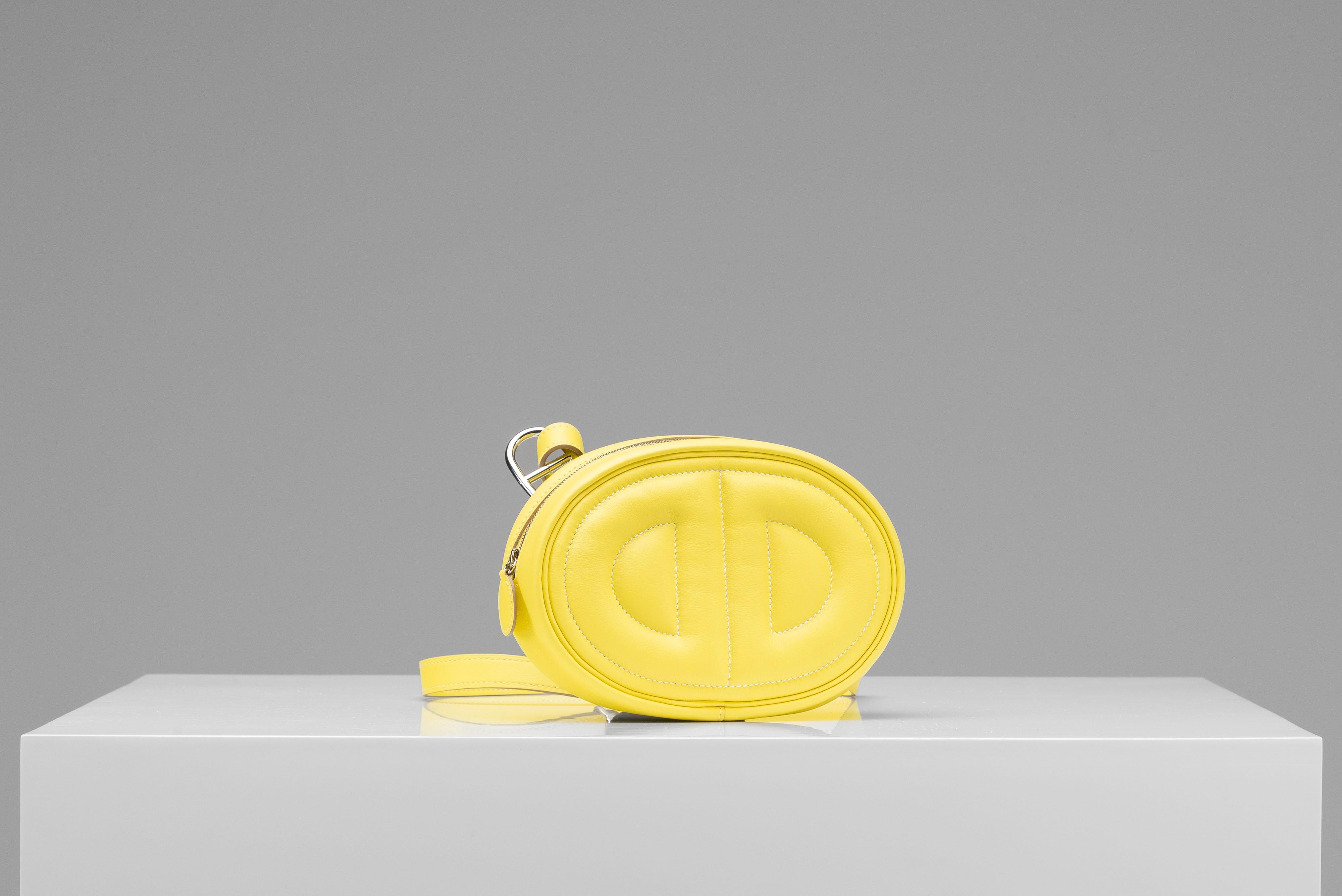 Hermes NEW In-The-Loop Lime Swift Verso Gürteltasche Palladium Hardware für Damen oder Herren im Angebot