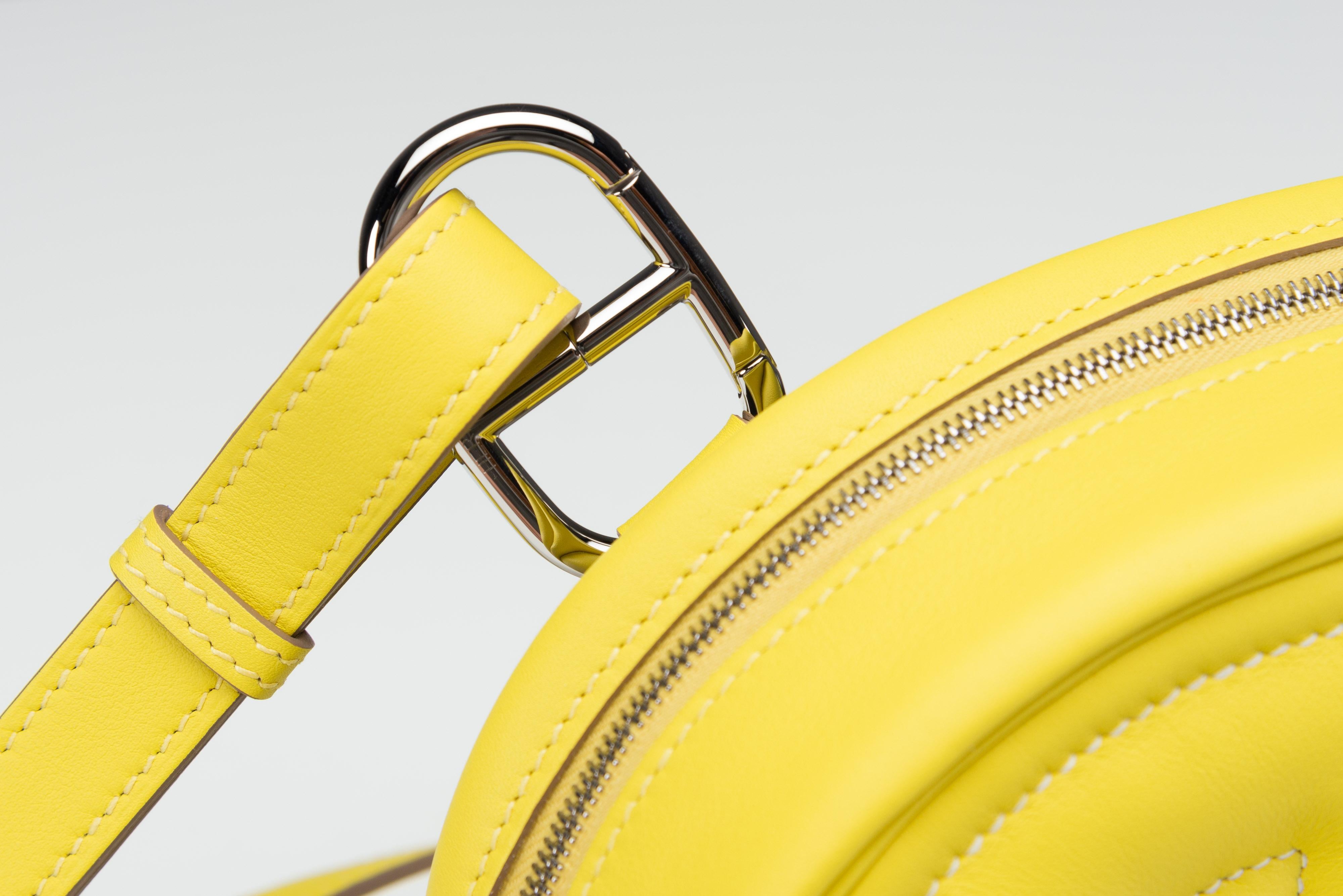 Hermes NEW In-The-Loop Lime Swift Verso Gürteltasche Palladium Hardware im Angebot 2
