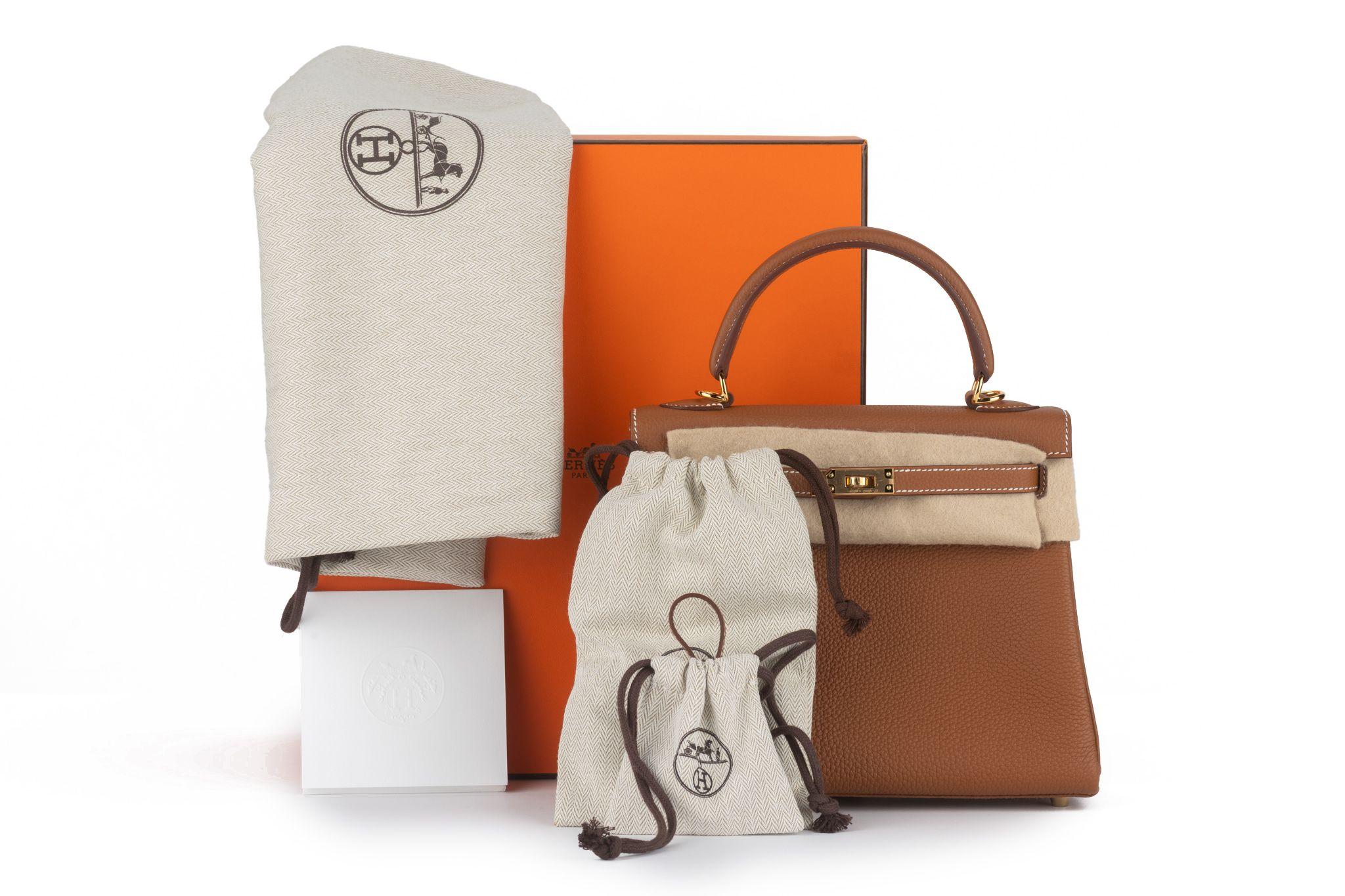 Hermès  Neu Kelly 25 Retournè Gold Togo im Angebot 11