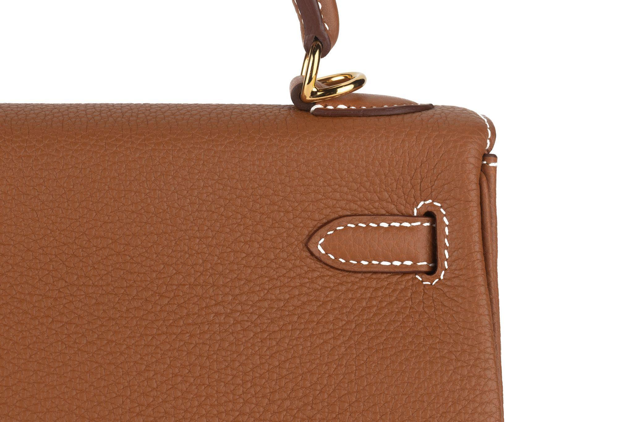 Hermès  Neu Kelly 25 Retournè Gold Togo im Angebot 3