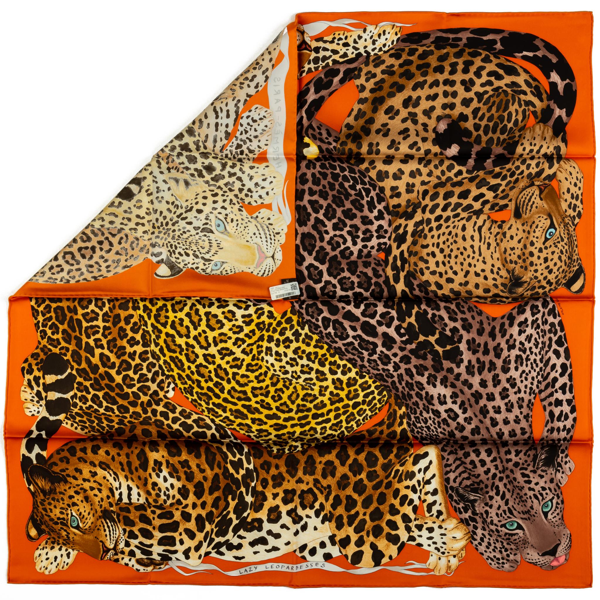 Hermès New Lazy Leopardess Orange Scarf (écharpe) Neuf - En vente à West Hollywood, CA