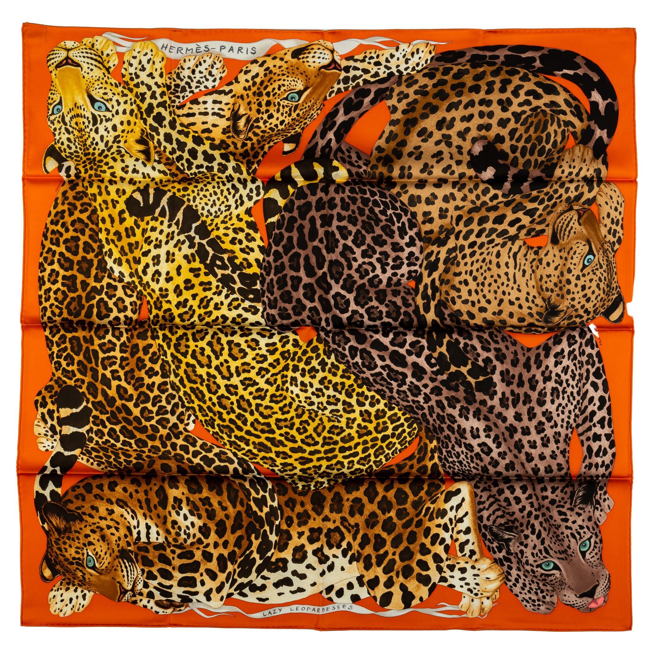 Hermès New Lazy Leopardess Orange Scarf (écharpe) en vente