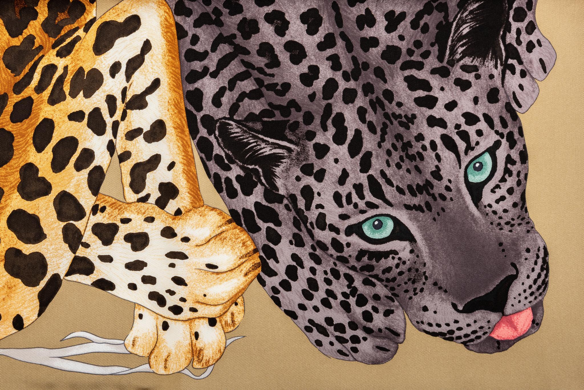 Pañuelo de seda Hermès New Lazy Leopardess 1