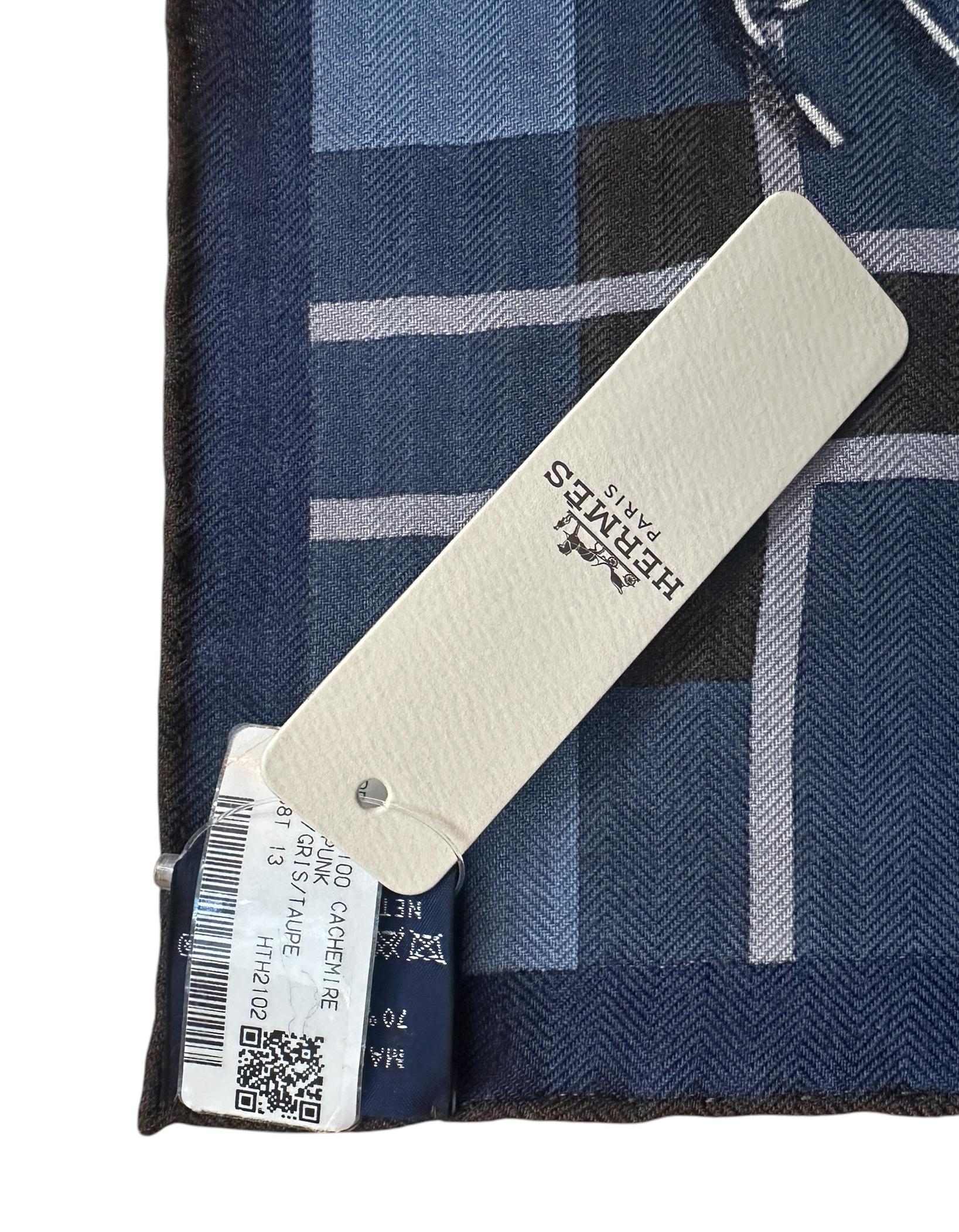 Hermes NEW Marin/Gris/Taupe Cheval Punk Echarpe 100cm soie/cachemire en vente 4
