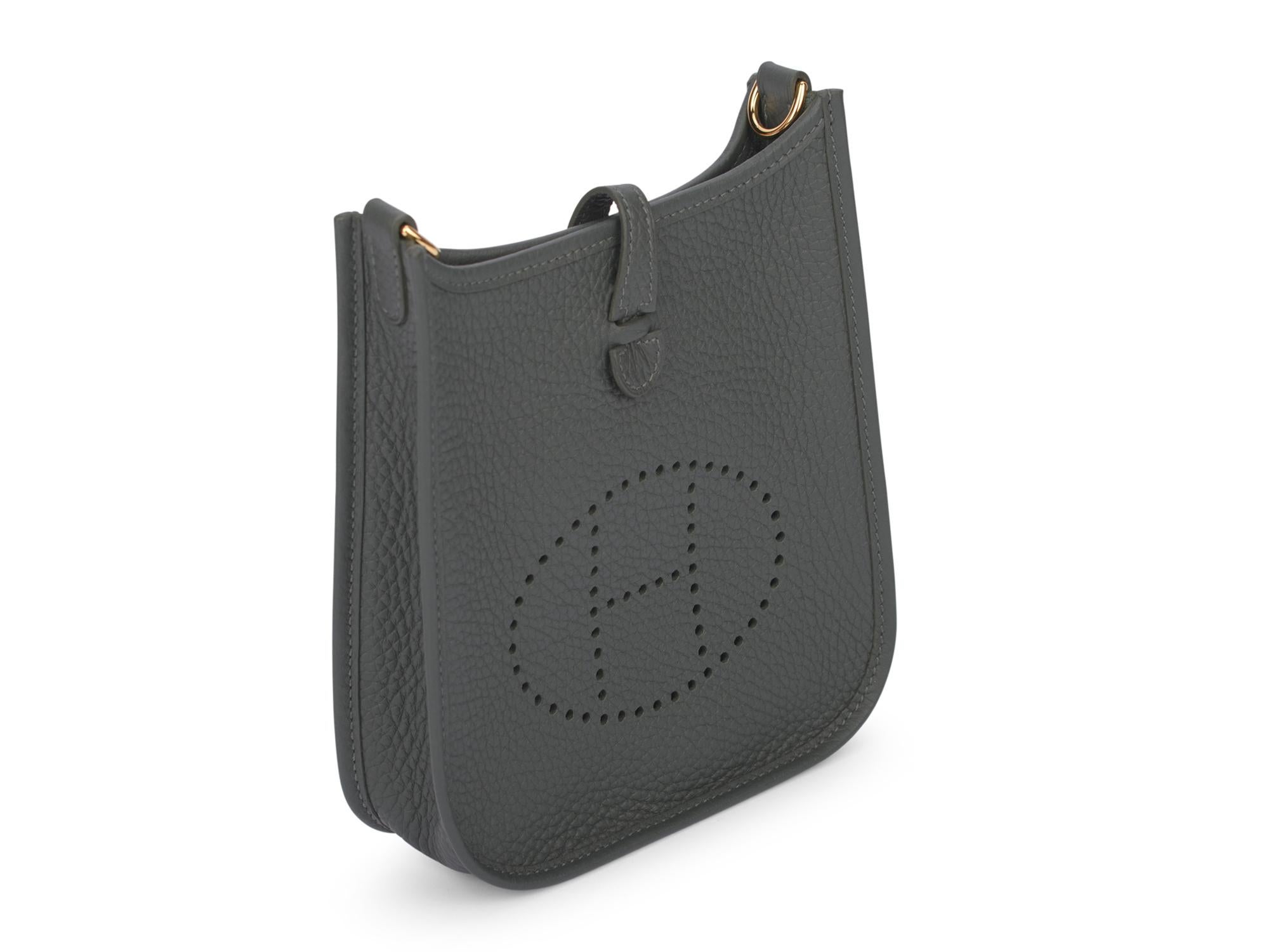 Hermes New Mini Evelyne Mangrove Gold im Zustand „Neu“ im Angebot in West Hollywood, CA