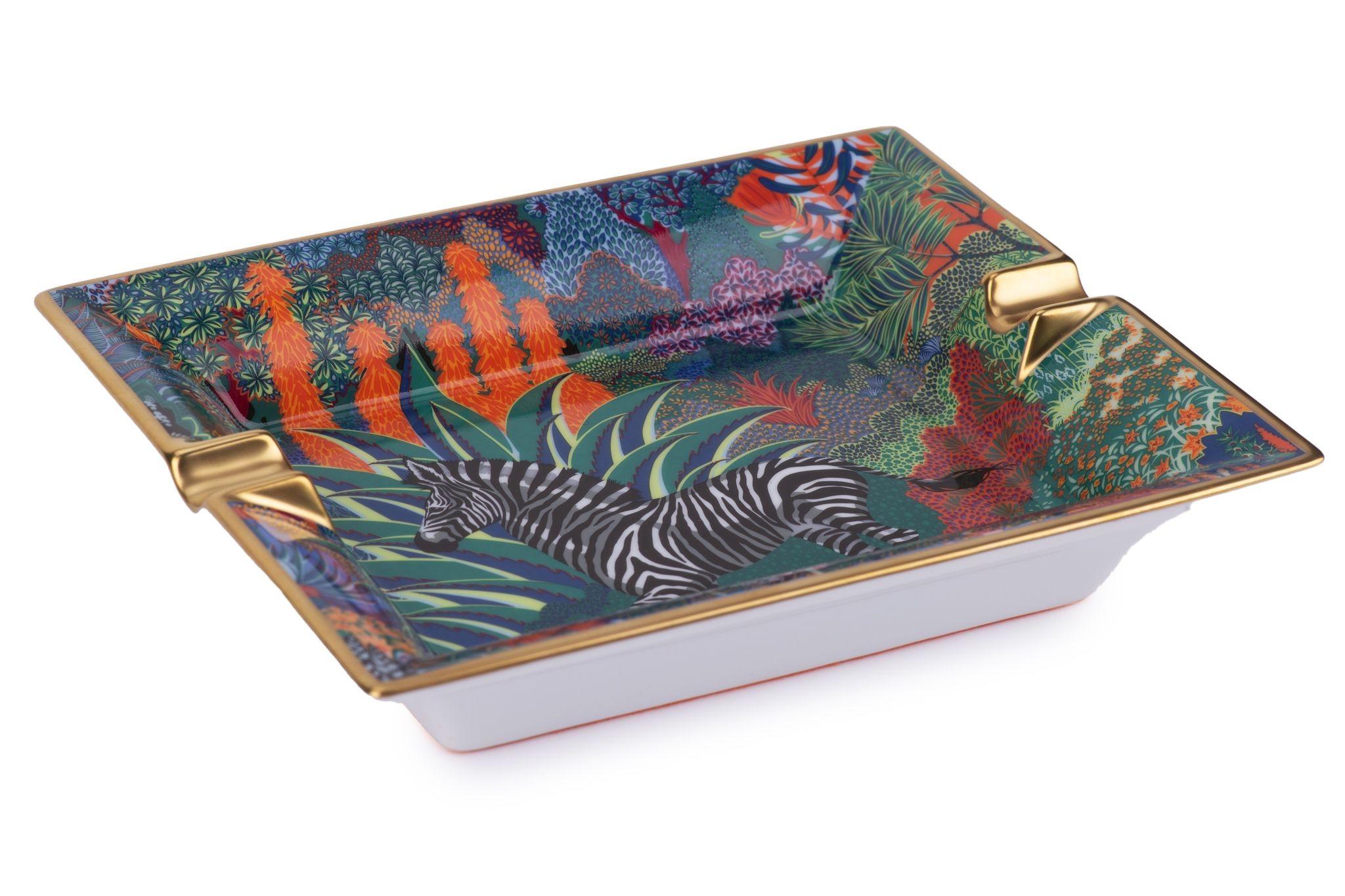 Hermès New Mountain Zebra Aschenbecher Neu in Box (Schwarz) im Angebot