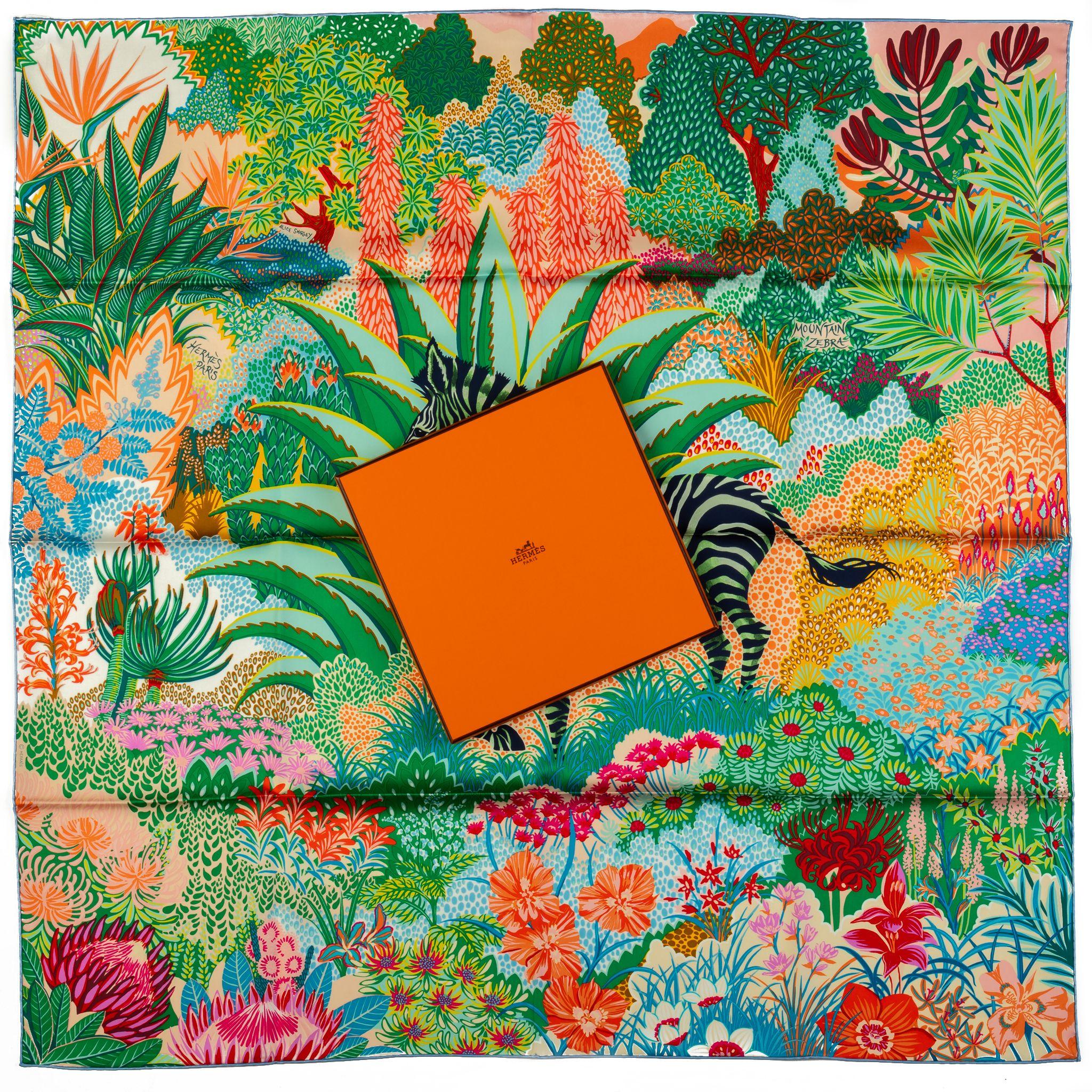 Hermès New Mountain Zebra Green Scarf In New Condition In West Hollywood, CA