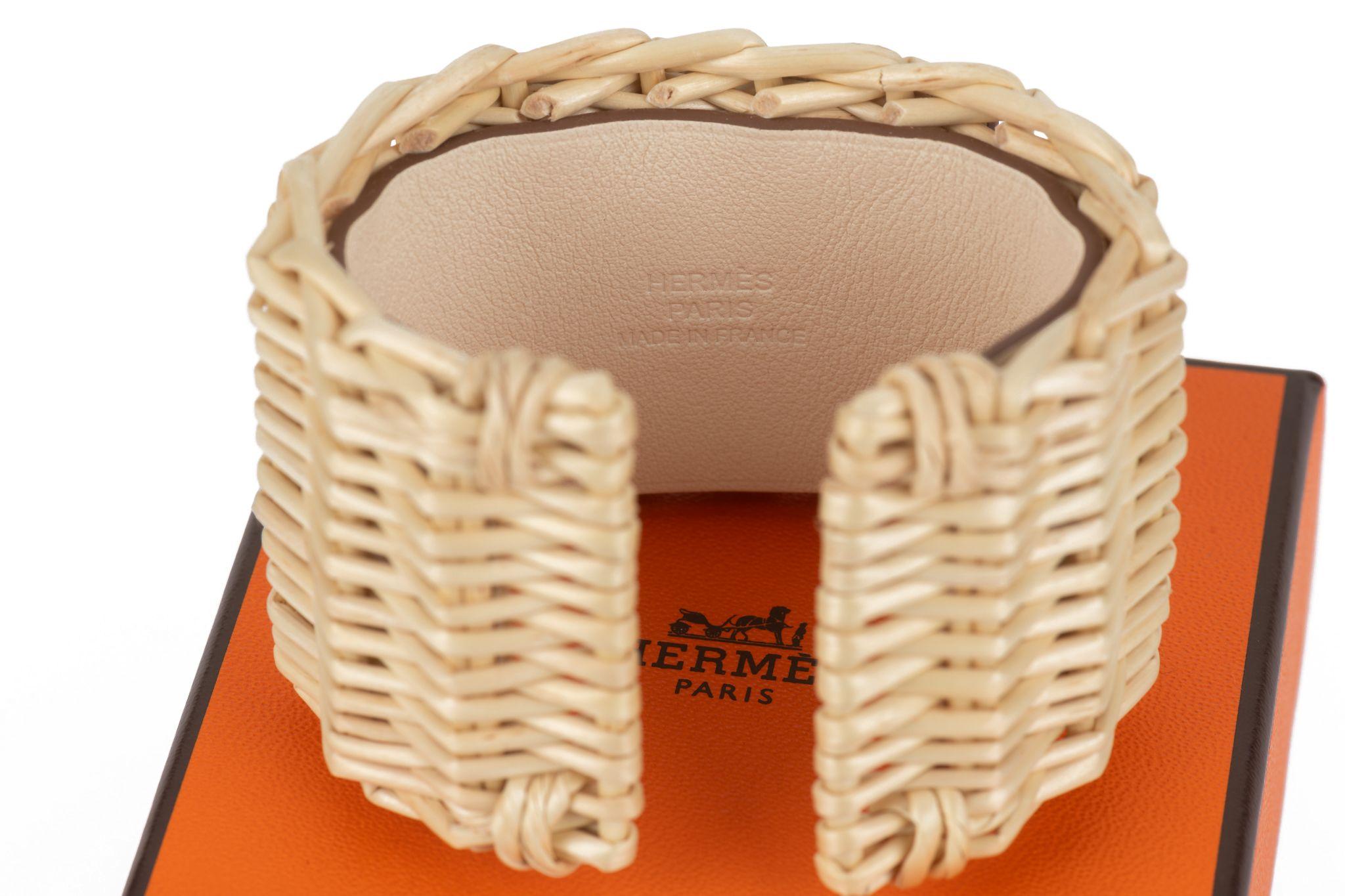 Hermès New Nata Gold Natural Wicker Cuff In New Condition In West Hollywood, CA
