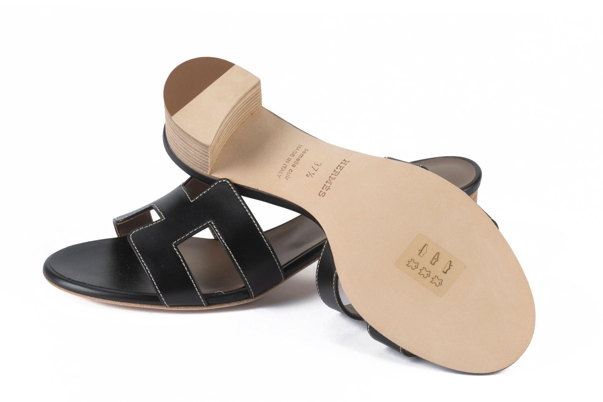 De las mujeres Hermès Nueva Sandalia Oasis Negra 37.5 en venta